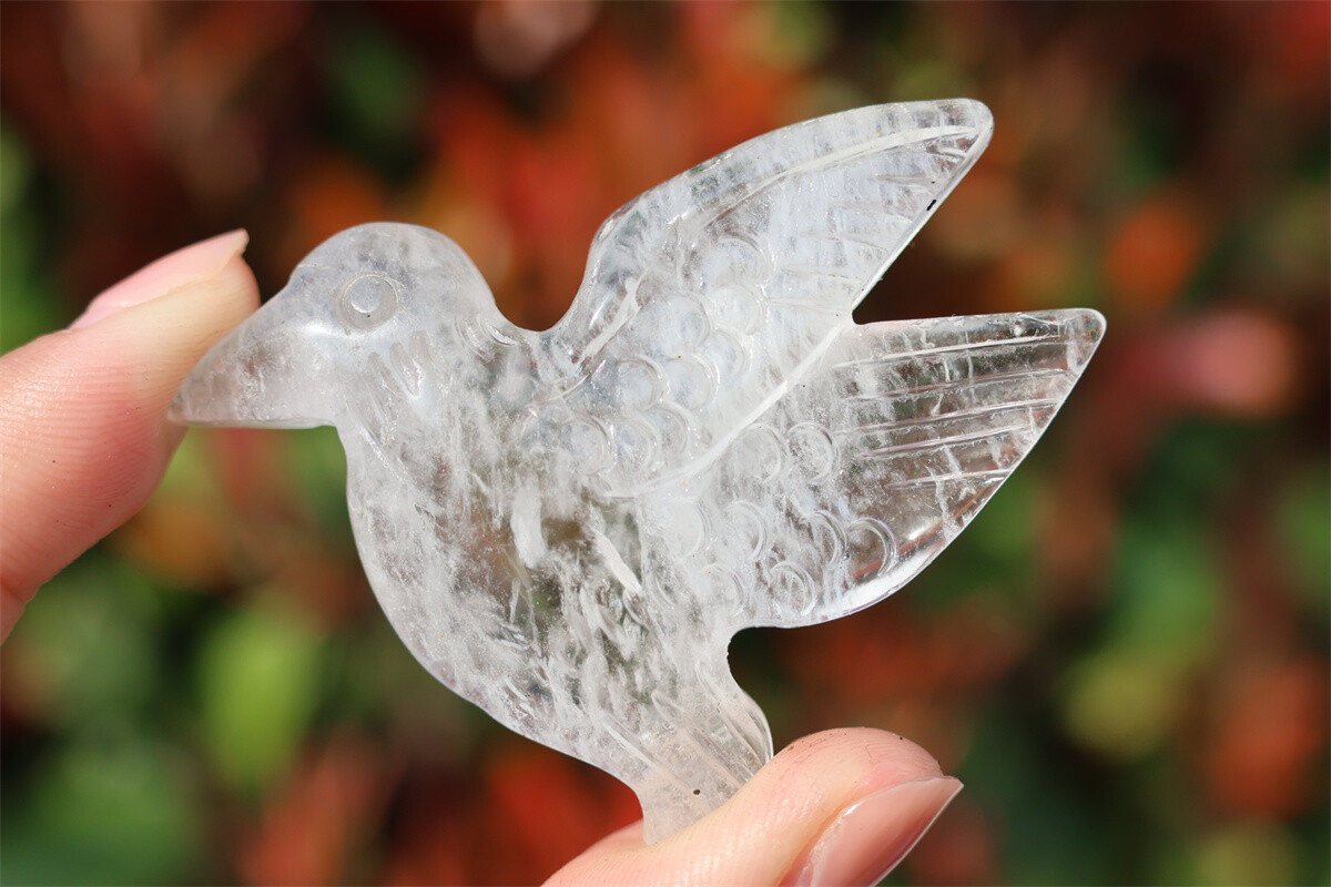 2.3” Natural Clear quartz Hummingbird Hand Carved Reiki Crystal Skull gift 1pc
