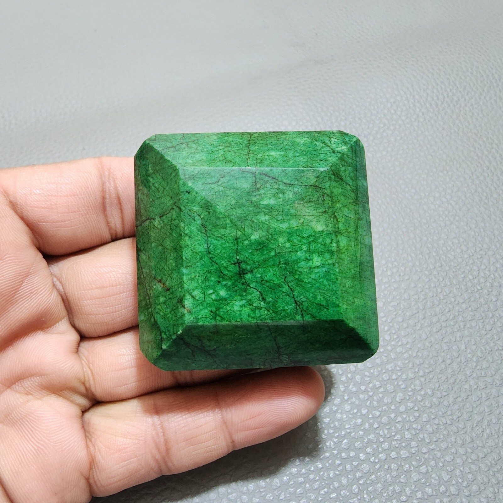 619.15 Crt Wonderful Top A+ Size Green Brazilian Emerald Loose Gemstone Jewelry