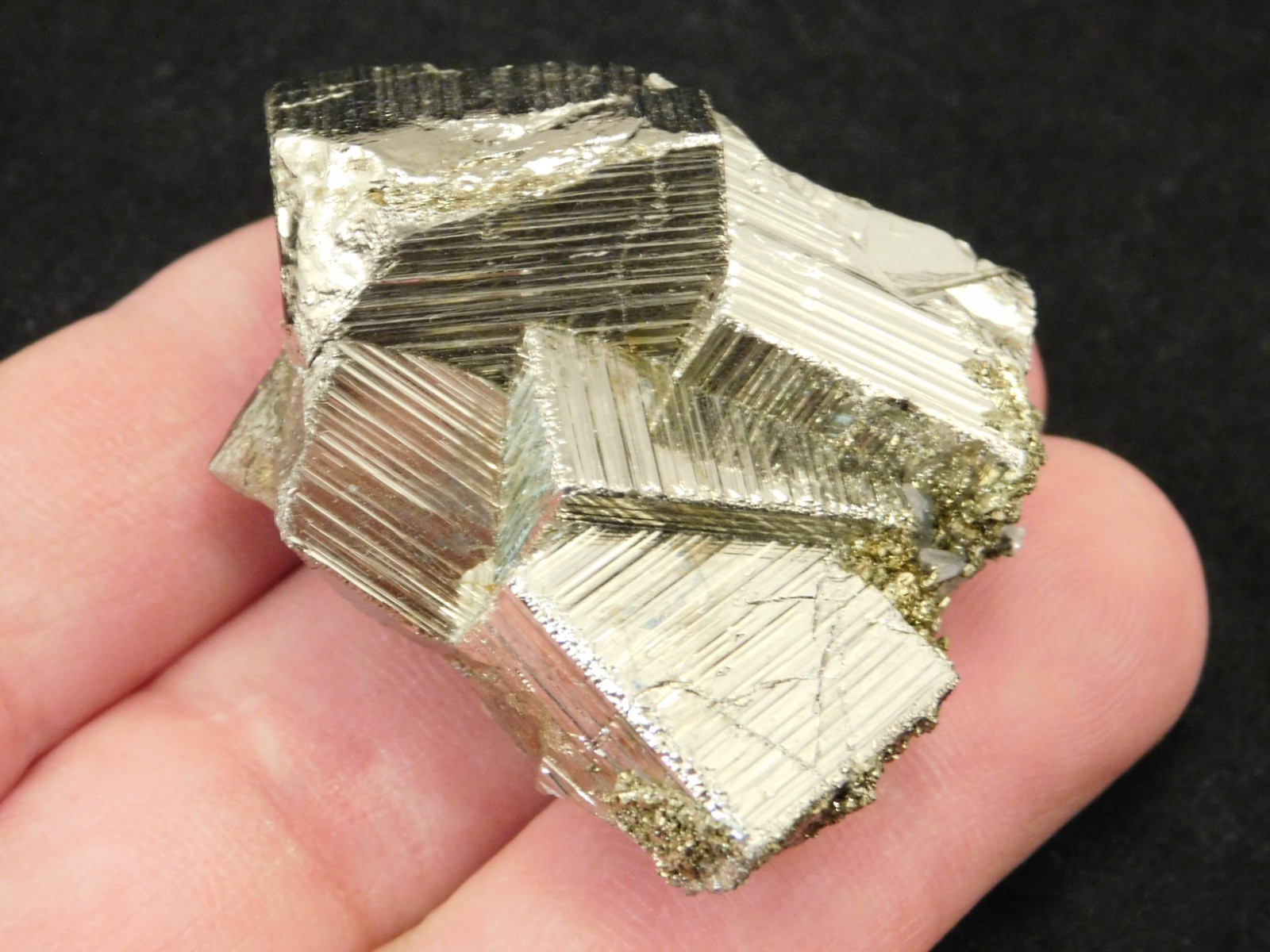 PYRITE Crystal CUBE Cluster 100% Natural Huanzala Mine Peru 93.2gr