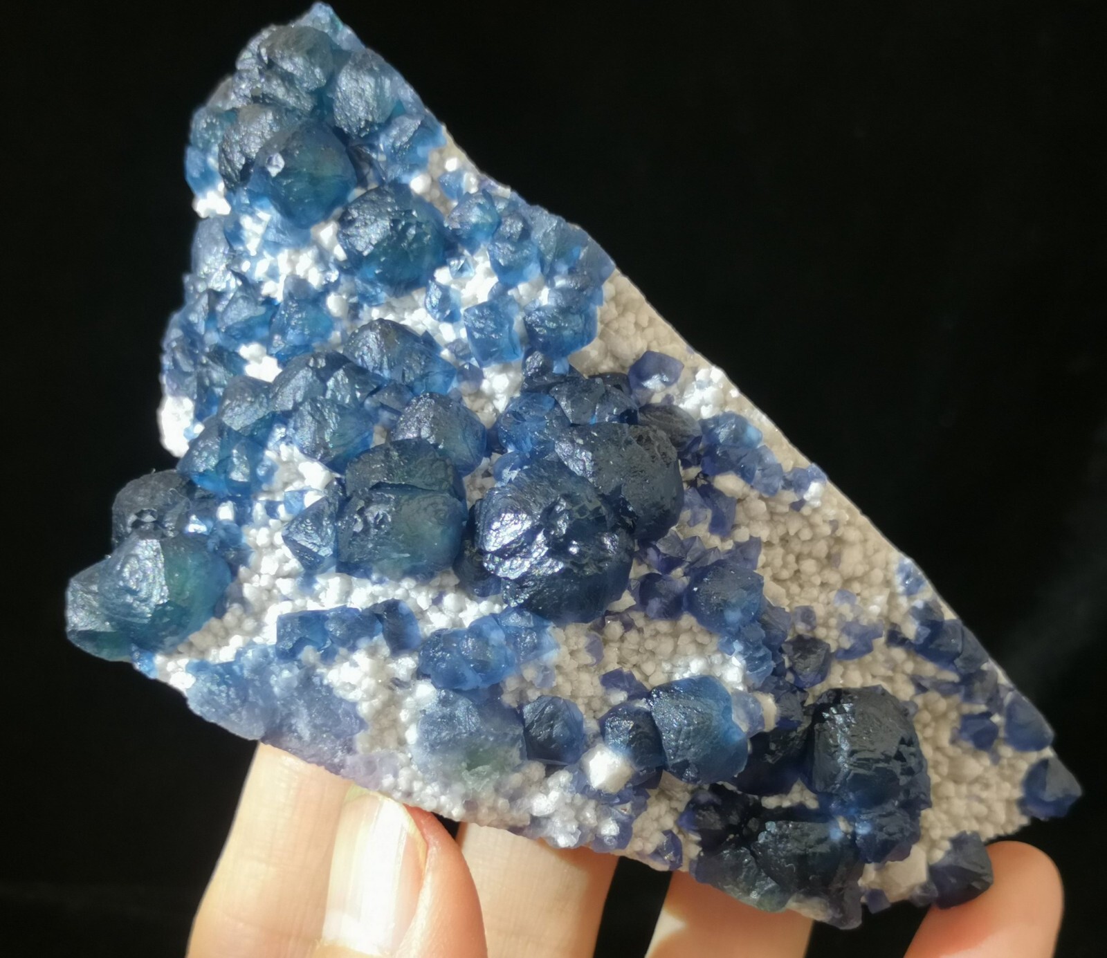 100mm 191g Beautiful Indigo Blue Fluorite on Quartz from Inner Mongolia