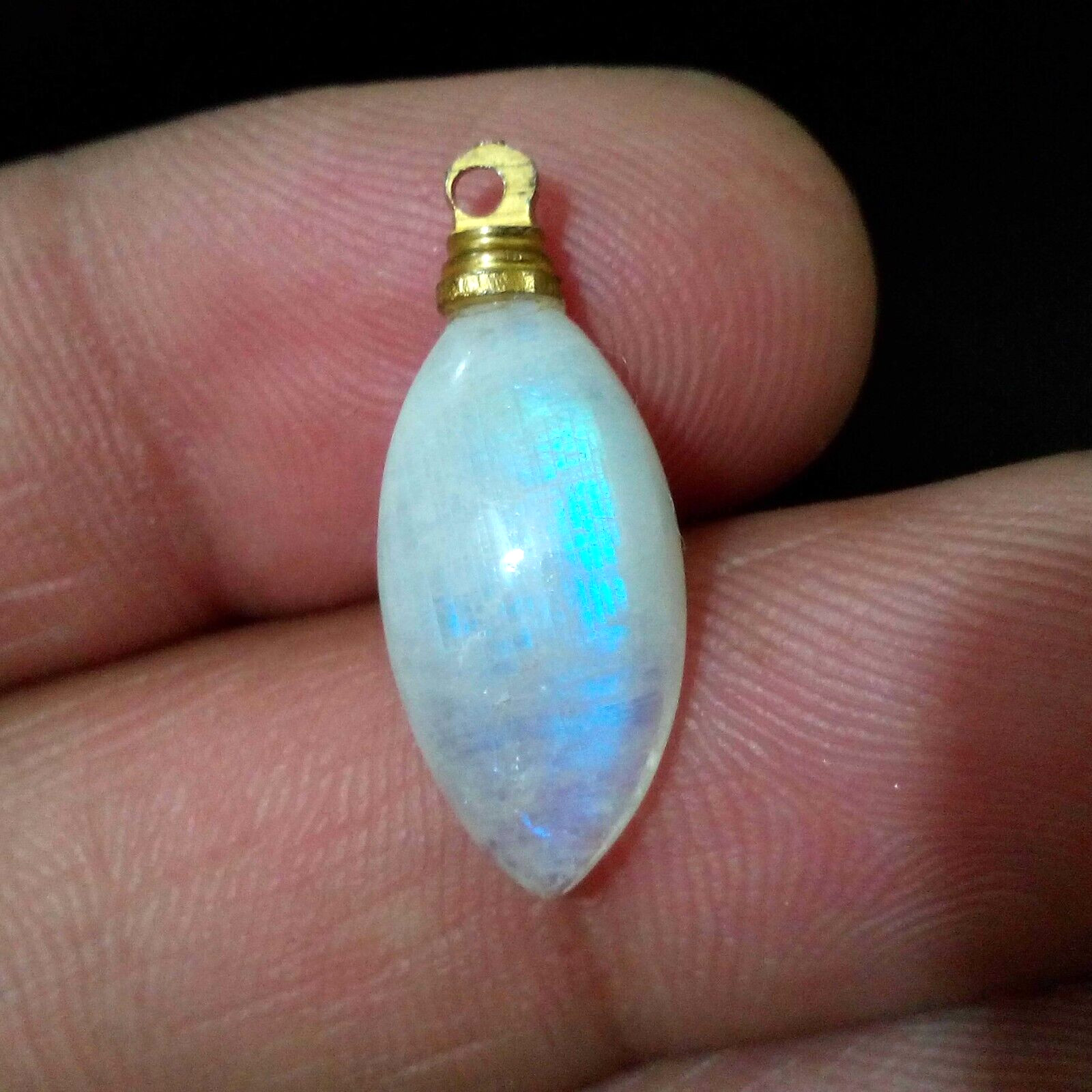 AAA+ Unique Rainbow Moonstone Cabochon Drill Marquise Shape 8 Crt Loose Gemstone
