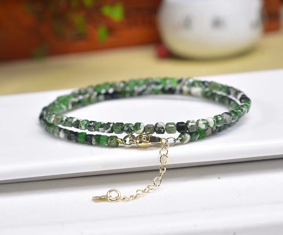 2.5mm Natural Through Grey Stone Crystal Choker Healing Dainty Women’s Necklace