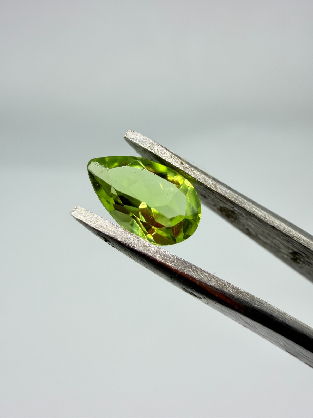 Peridot Pear Cut-Loose Gemstone, Faceted Teardrop Green Peridot for-Jewelry