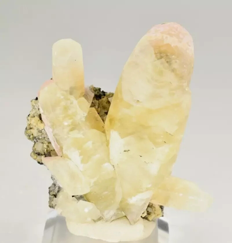 70g Calcite with Chalcopyrite – Sweetwater Mine, Reynolds Co., Missouri