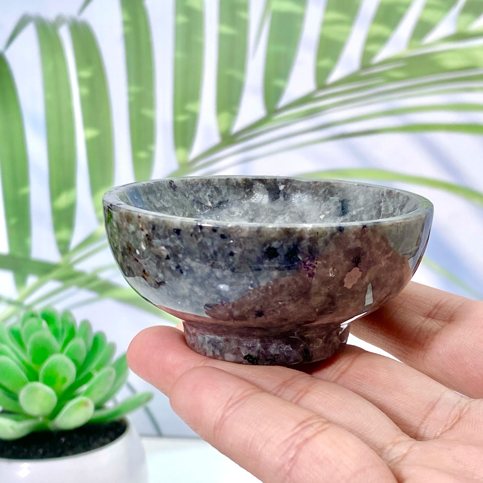 Natural Yooperlite Crystal Bowl UV Reactive Flame Stone Home Decor& Gifts Woman
