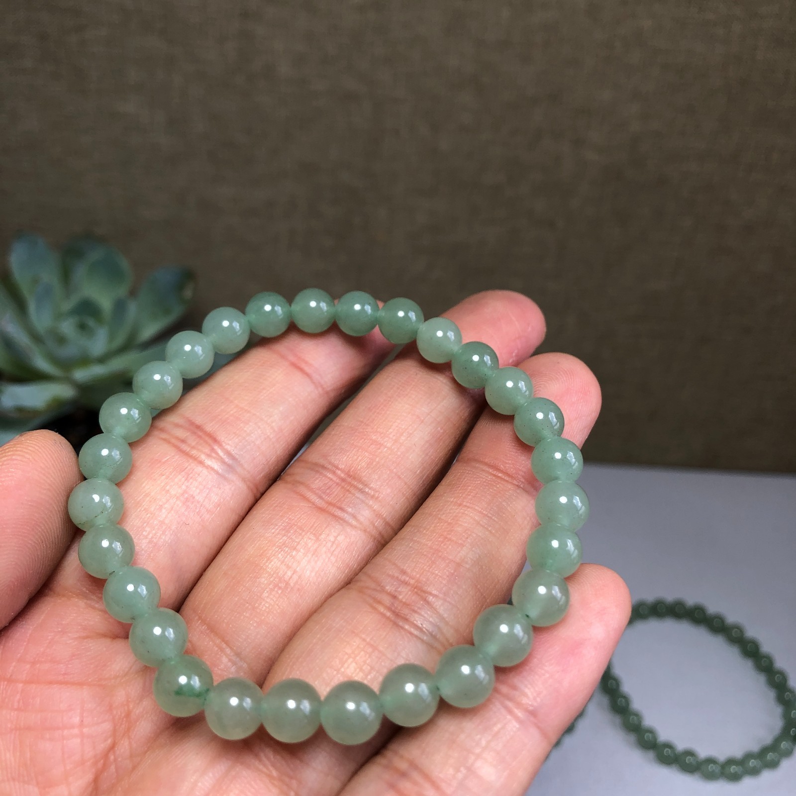 5Pcs Wholesal Natural AVENTURINE Agate Stone bracelets Crystal ball sphere 6mm