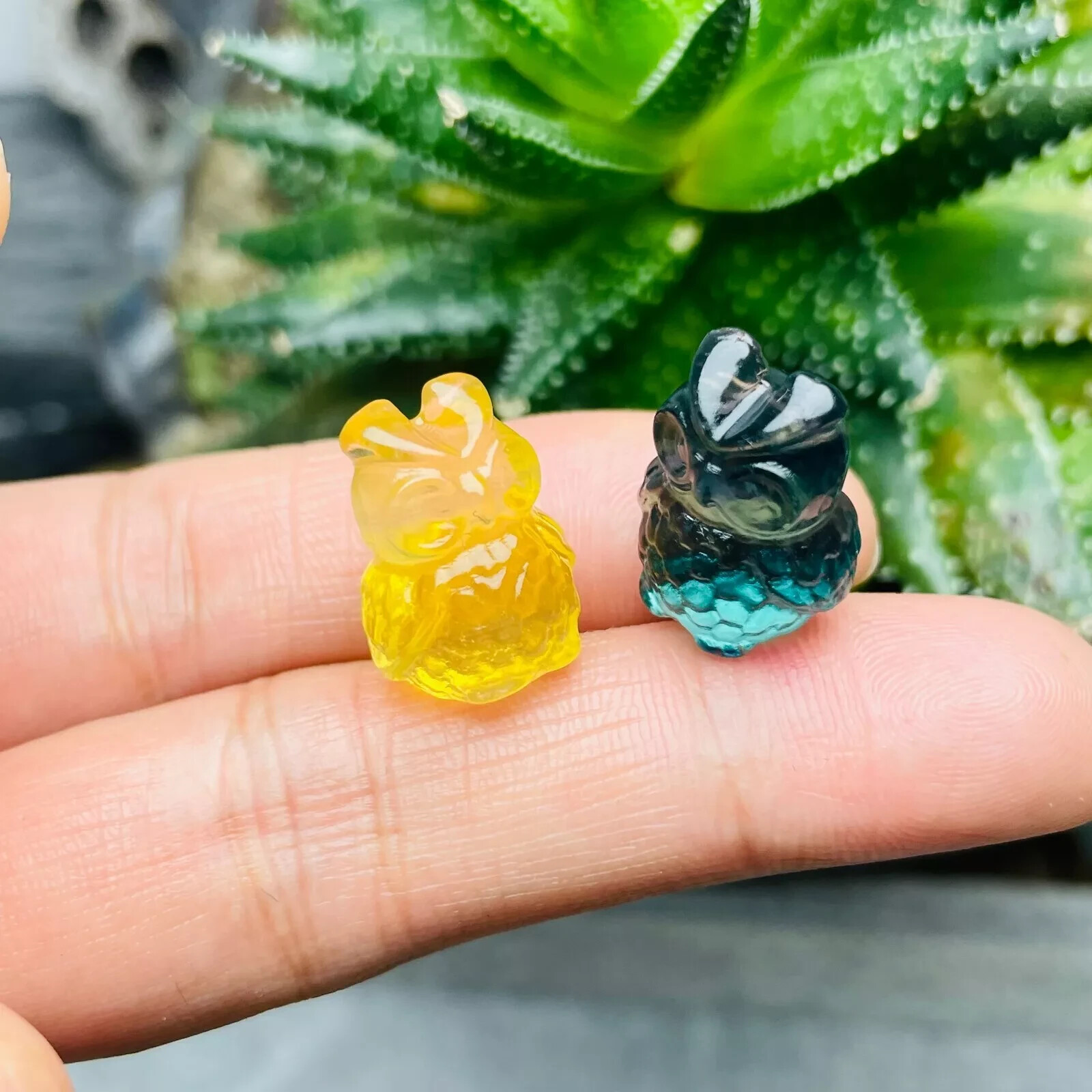 5pc Natural fluorite Carved mini owl crystal quartz crystal reiki healing