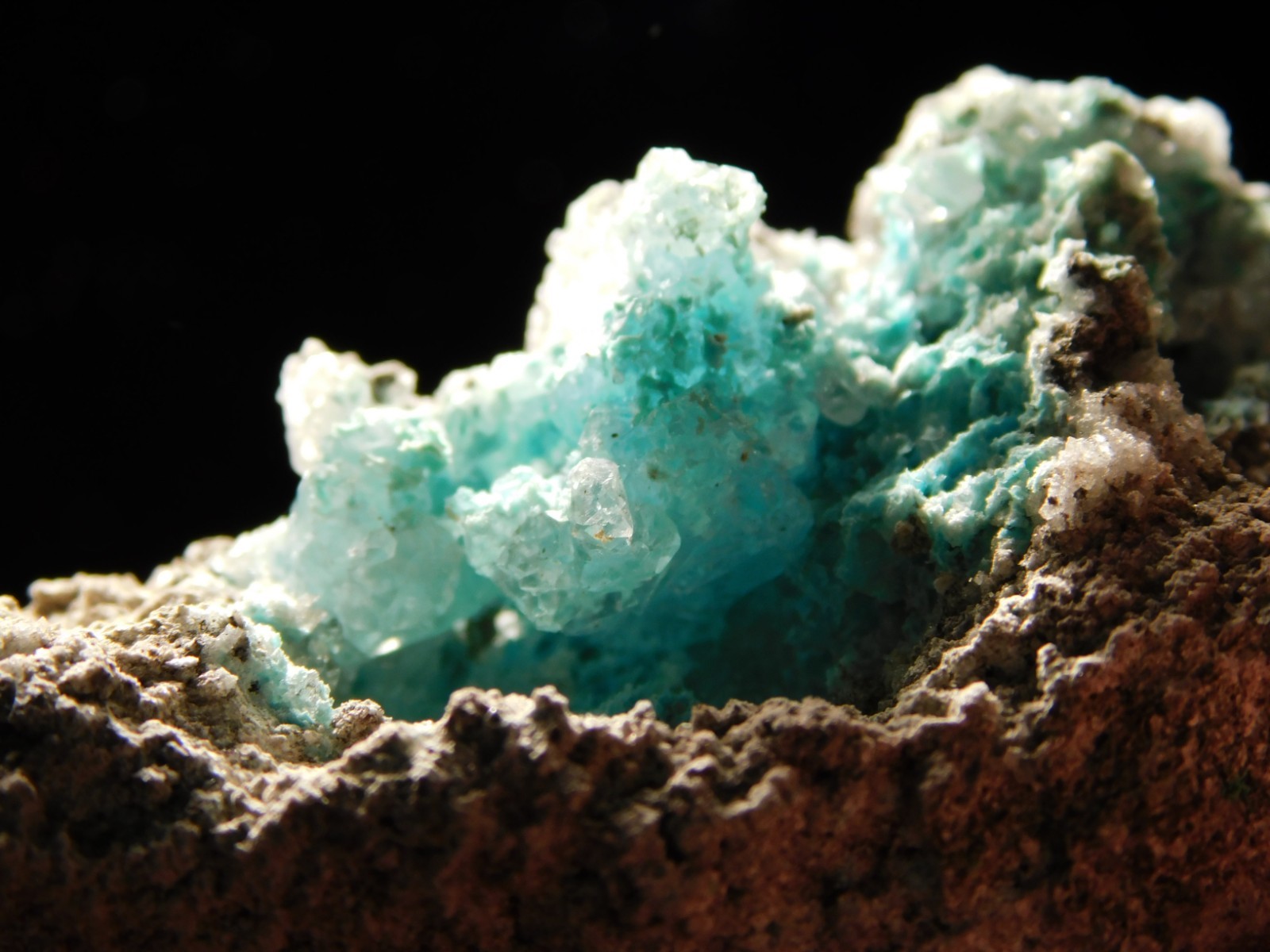 Light BLUE! CHRYSOCOLLA Cluster Under Translucent Druzy Quartz Mexico 133gr