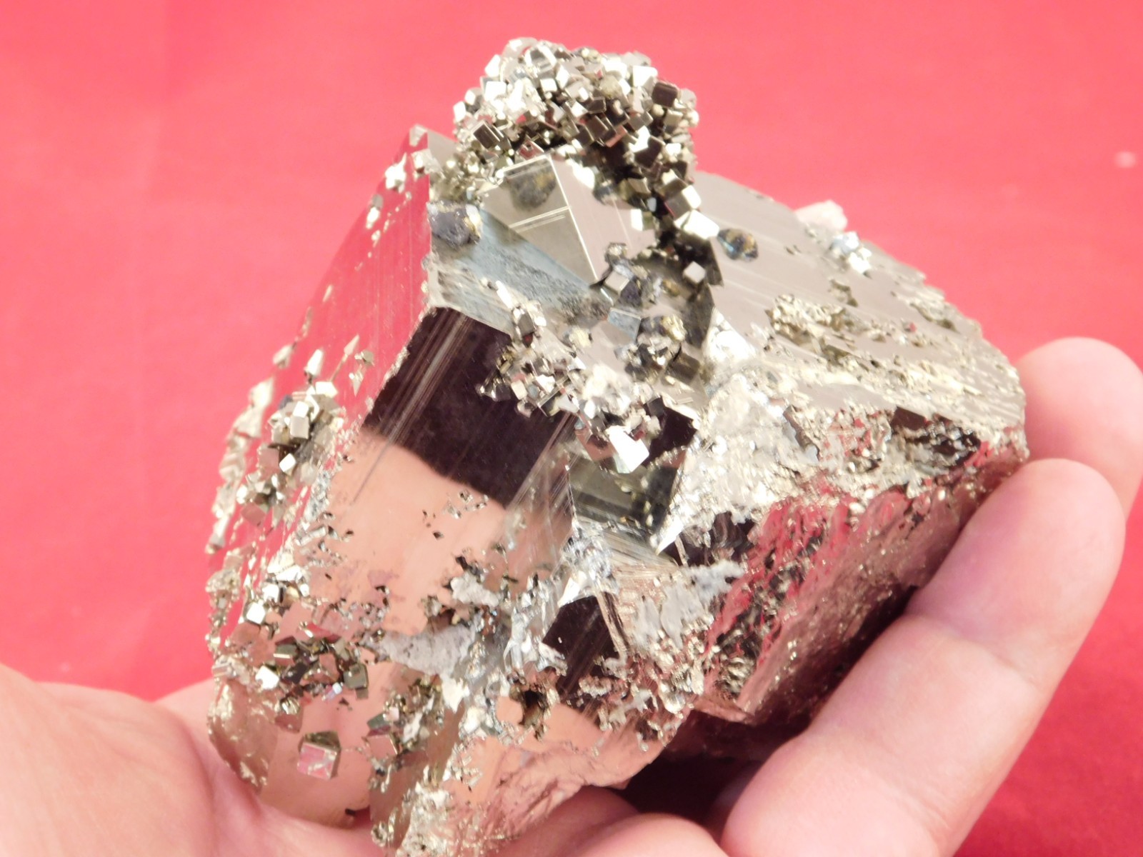 wOw BIG! AAA Pyrite CUBE Cluster 100% Natural Peru 825gr