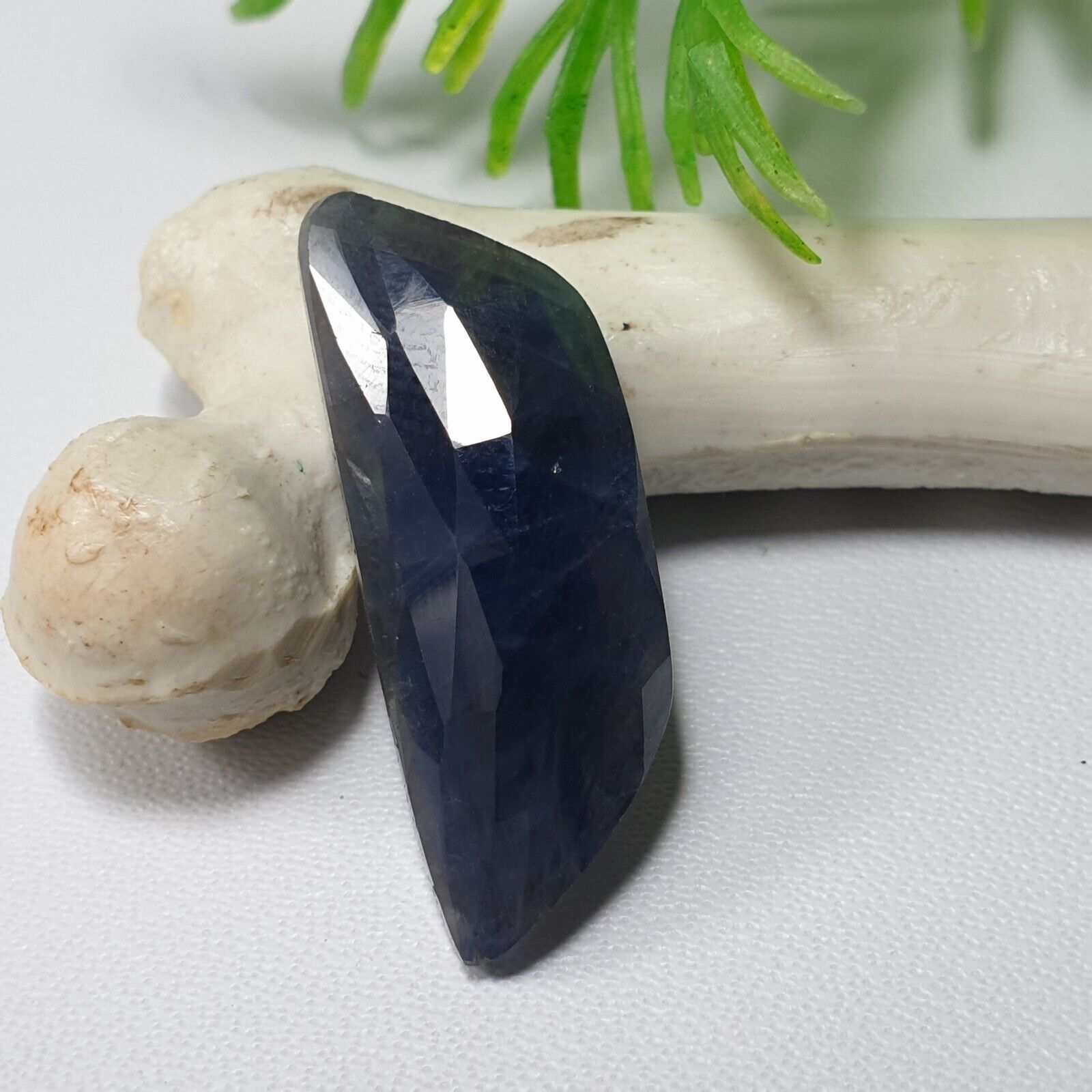100% Natural Blue Sapphire 9.50×24 MM Decorated Flake Shape Faceted Cut