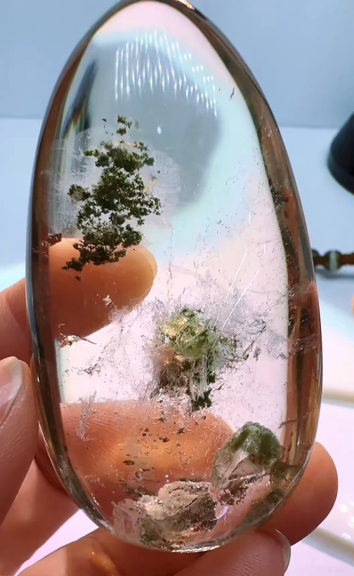 73*38*26mm Natural Enhydro Quartz Moving Water Drop Specimens Palm Reiki