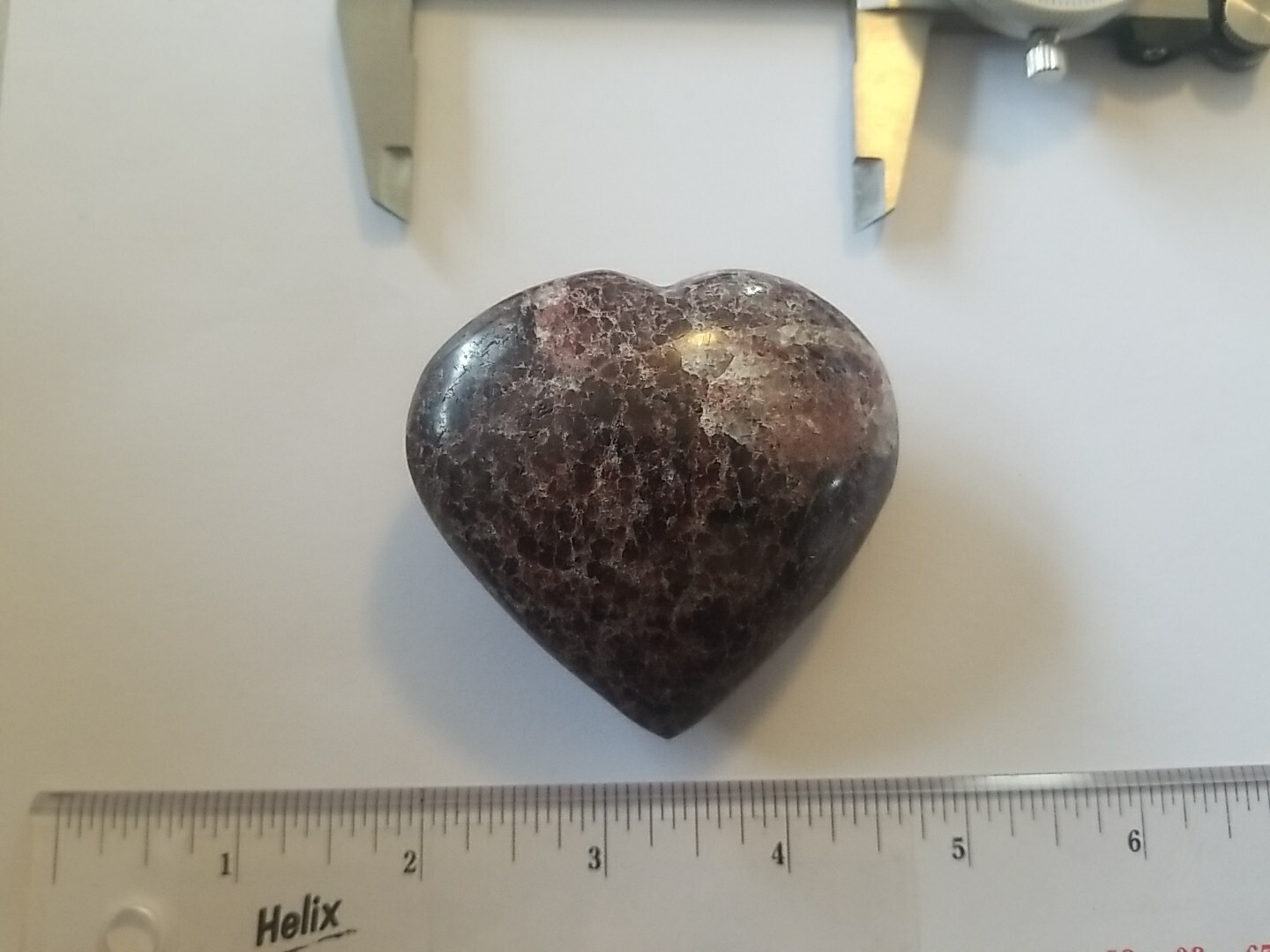 Natural Rare Red Purple Garnet Crystal Heart Stone Mineral Specimen 205g