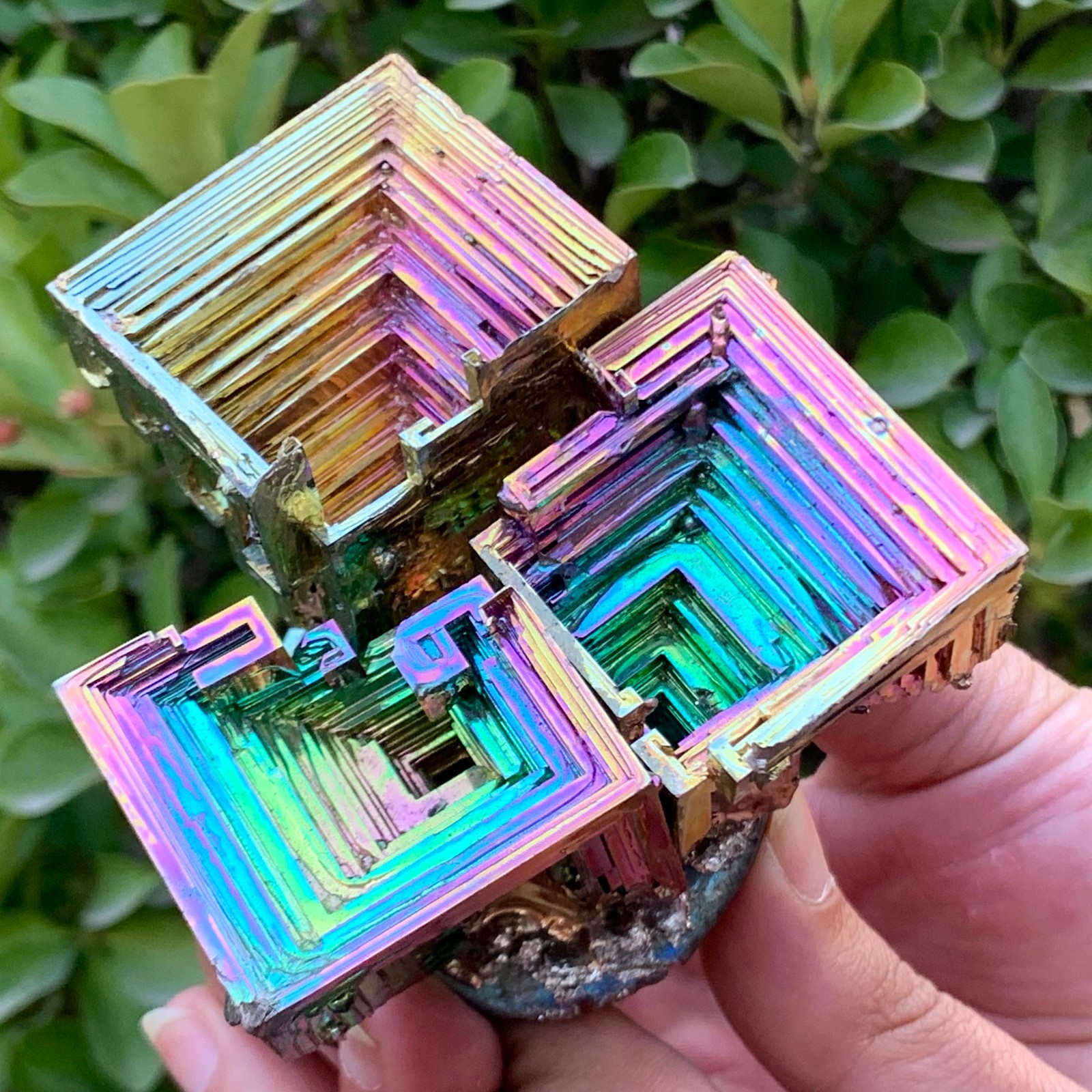 1.63LB ram Bismuth rainbow crystal elementBi gemstone Mineral specimen healing