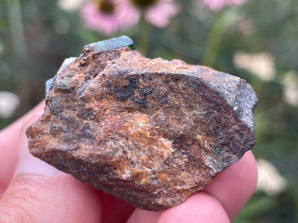 Very gemmy Beryl var Emerald on matrix – Panjshir, Afghanistan