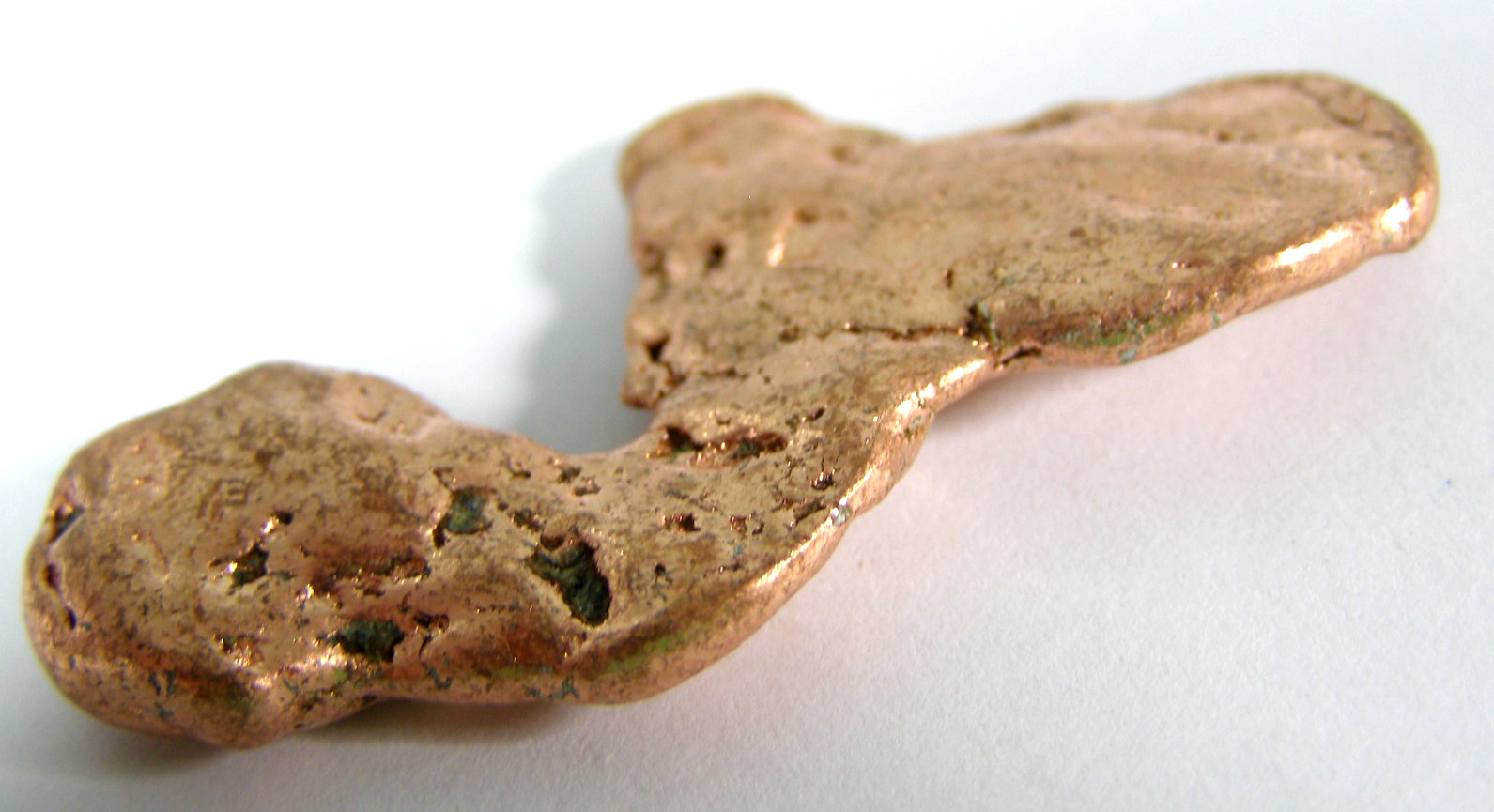 NATIVE COPPER NUGGET – USA – 4.6 x 2.5 x 0.5 cms 18.96 gms #14