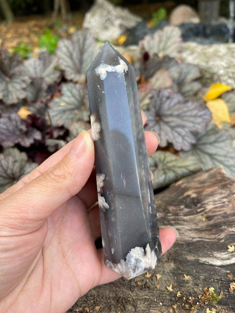 AAA grade premium quality genuine Black flower agate tower from Madagascar. 190g