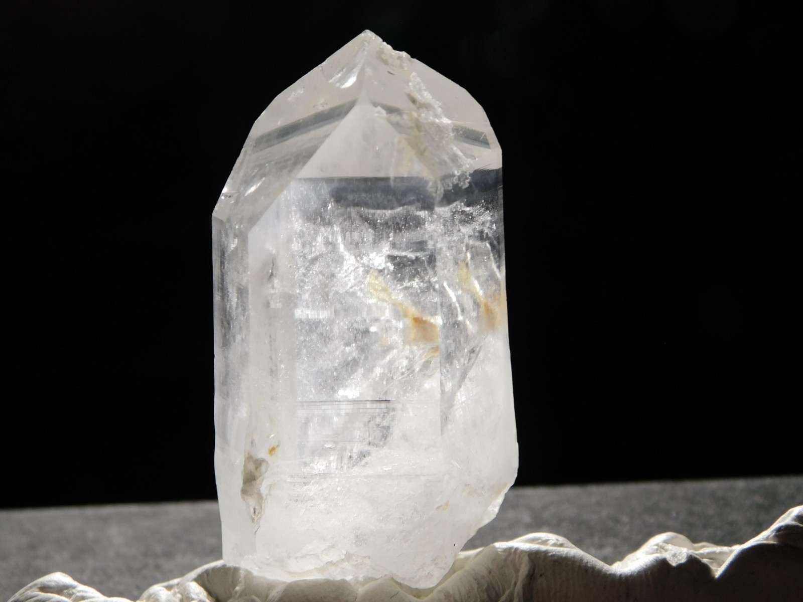 SUPER! Translucent Lemurian Quartz Crystal From Colombia 49.8gr