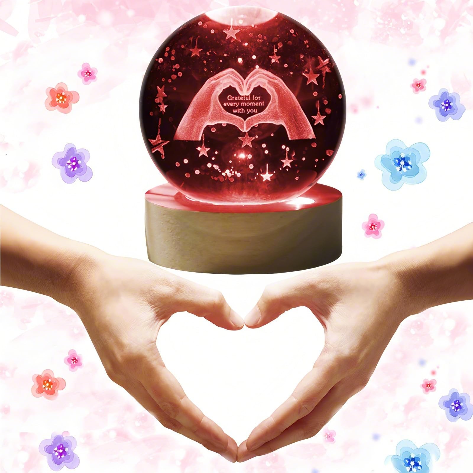 3D Couple 3.15 inches (W) x (D) x 3.7 (H), Heart Hands