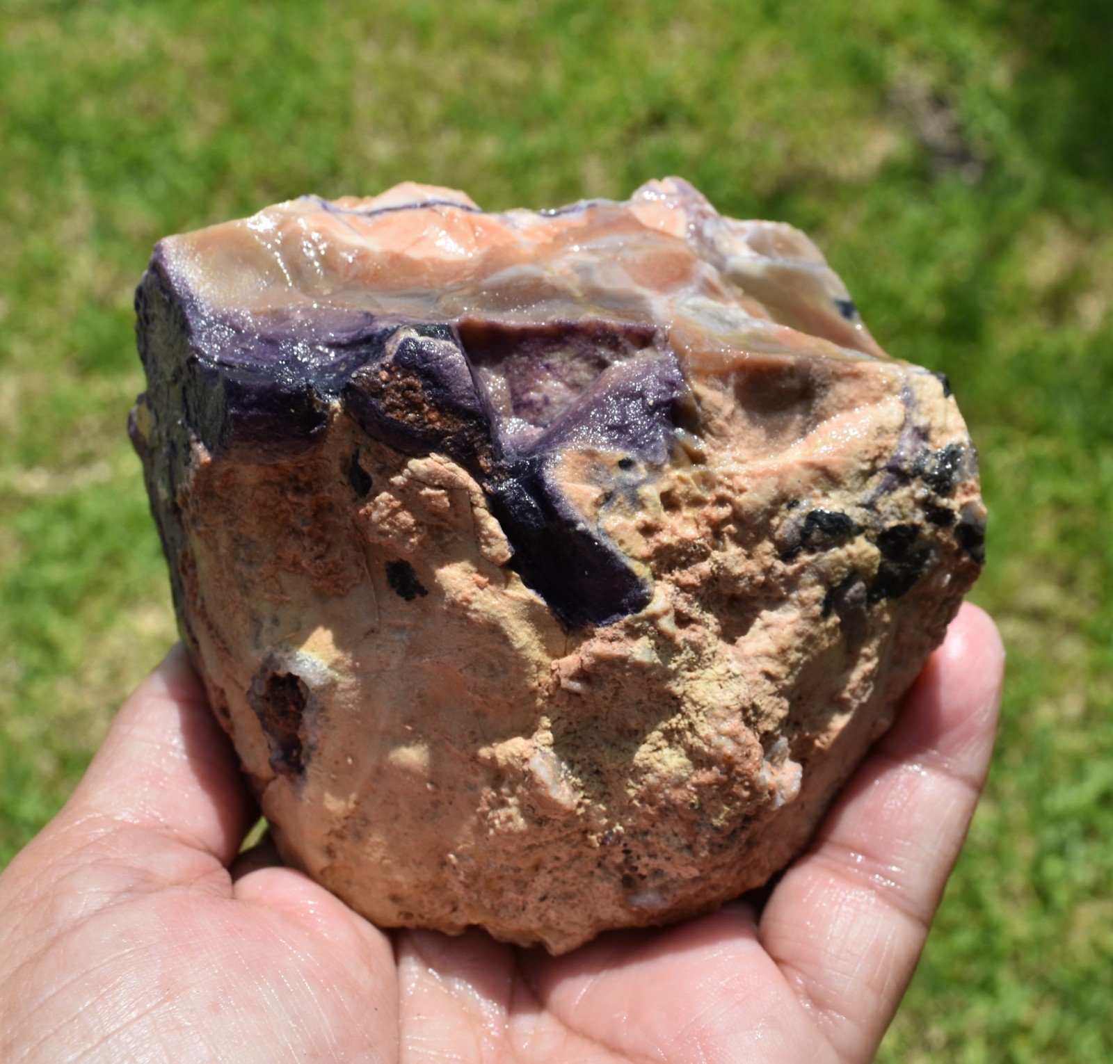 1.02 LB OPALIZED TIFFANY STONE ROUGH, Bertrandite, FLUORITE (POU)