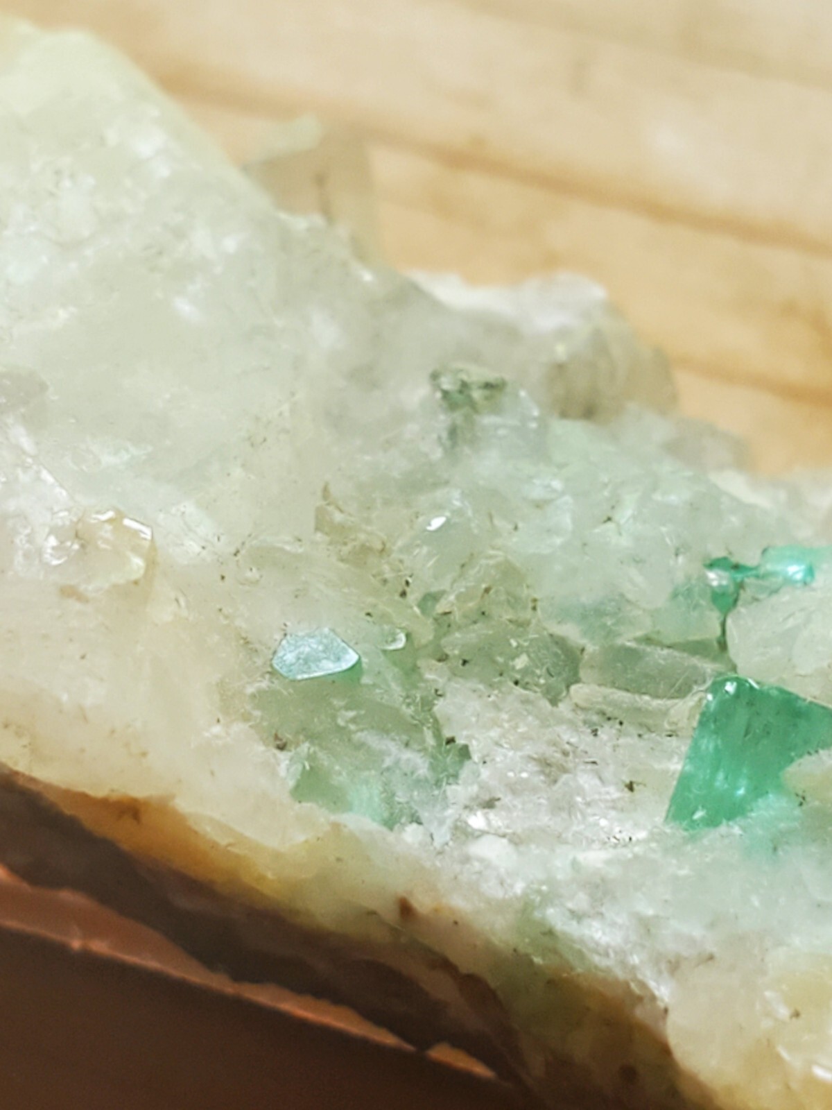 Colombian Emerald Crystal Cluster w/ Twin Terminated Quartz on Matrix – Muzo