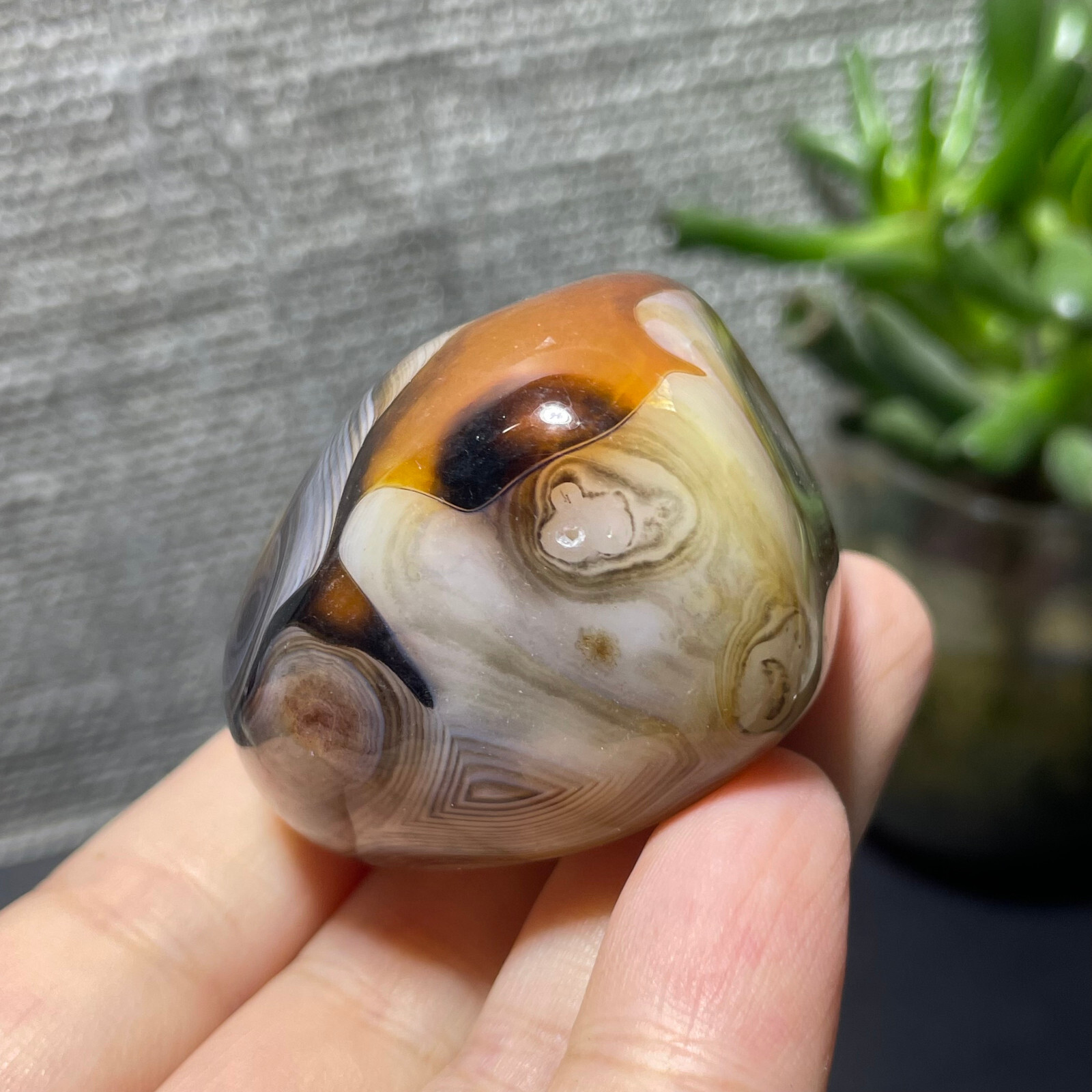 80g Crazy Lace SILK Banded Agate Polished Crystal Tumbled Stone Madagascar M7712