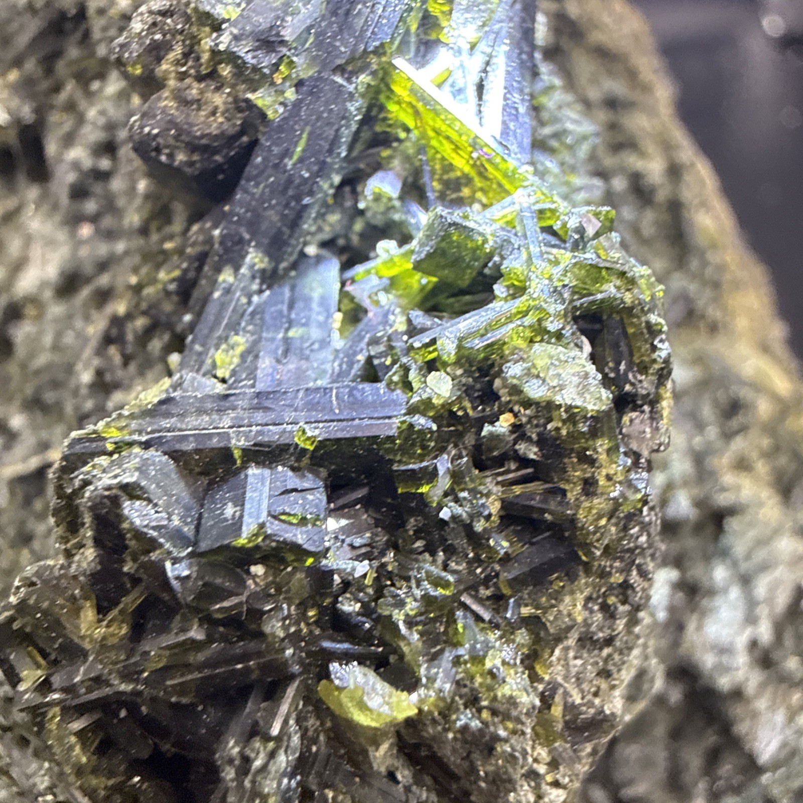 2.5 Lb Large Natural Epidote On Matrix From Pakistan. A+ Specimen,Minerals,Gems.