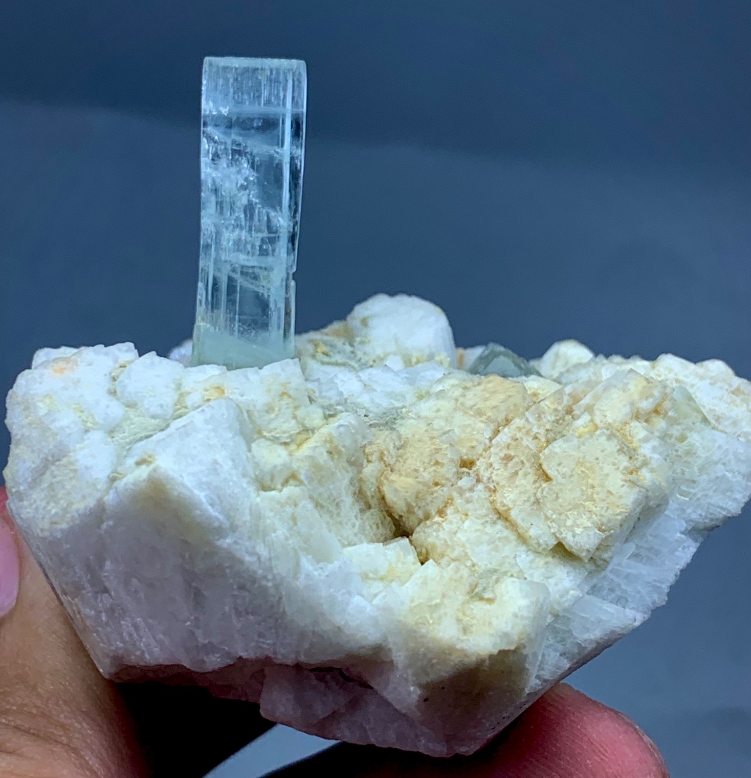 Natural Aesthetic Aquamarine With Feldspar From Pakistan (495 carats)