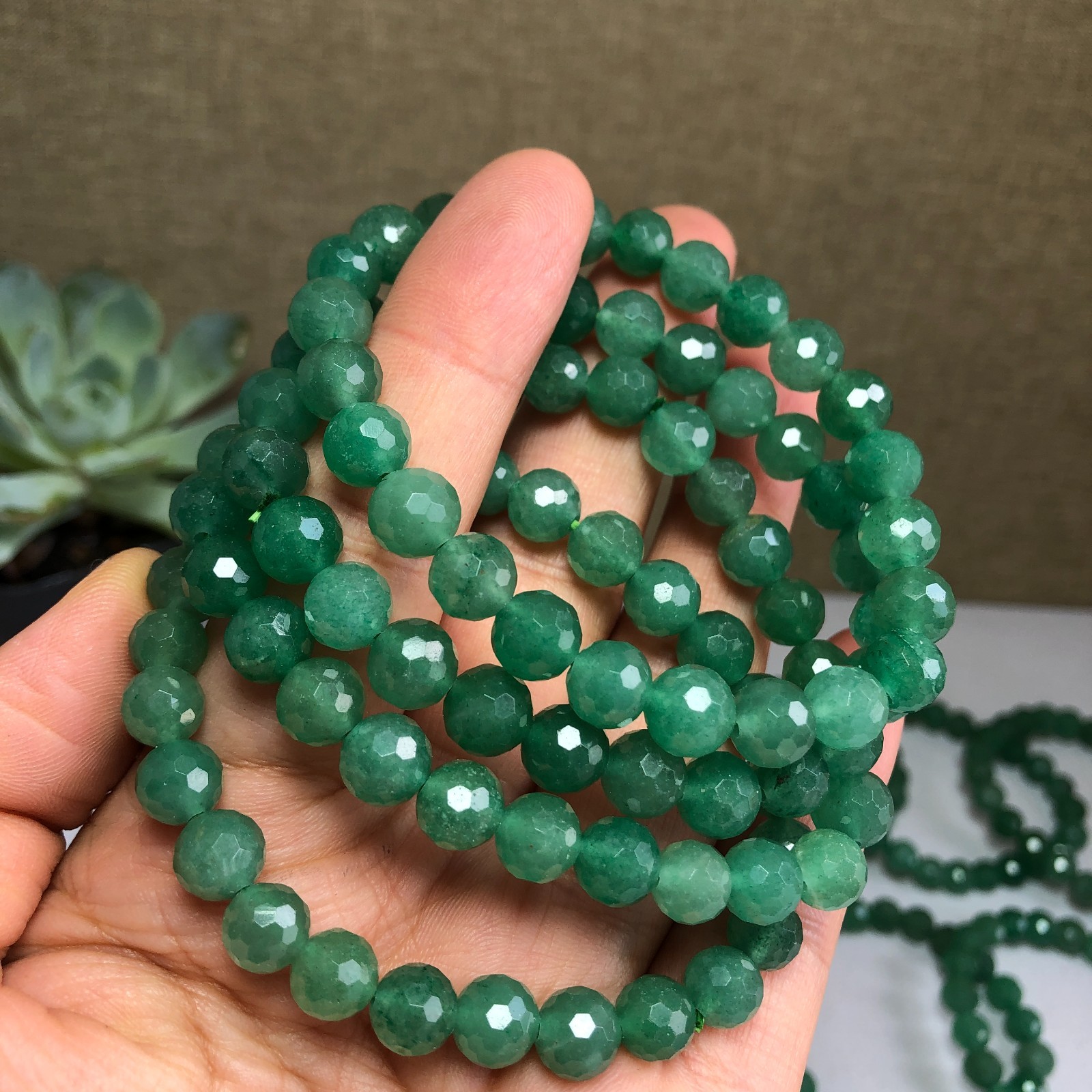 5Pcs Wholesal Natural Aventurine Quartz bracelets Crystal ball sphere facet 8mm