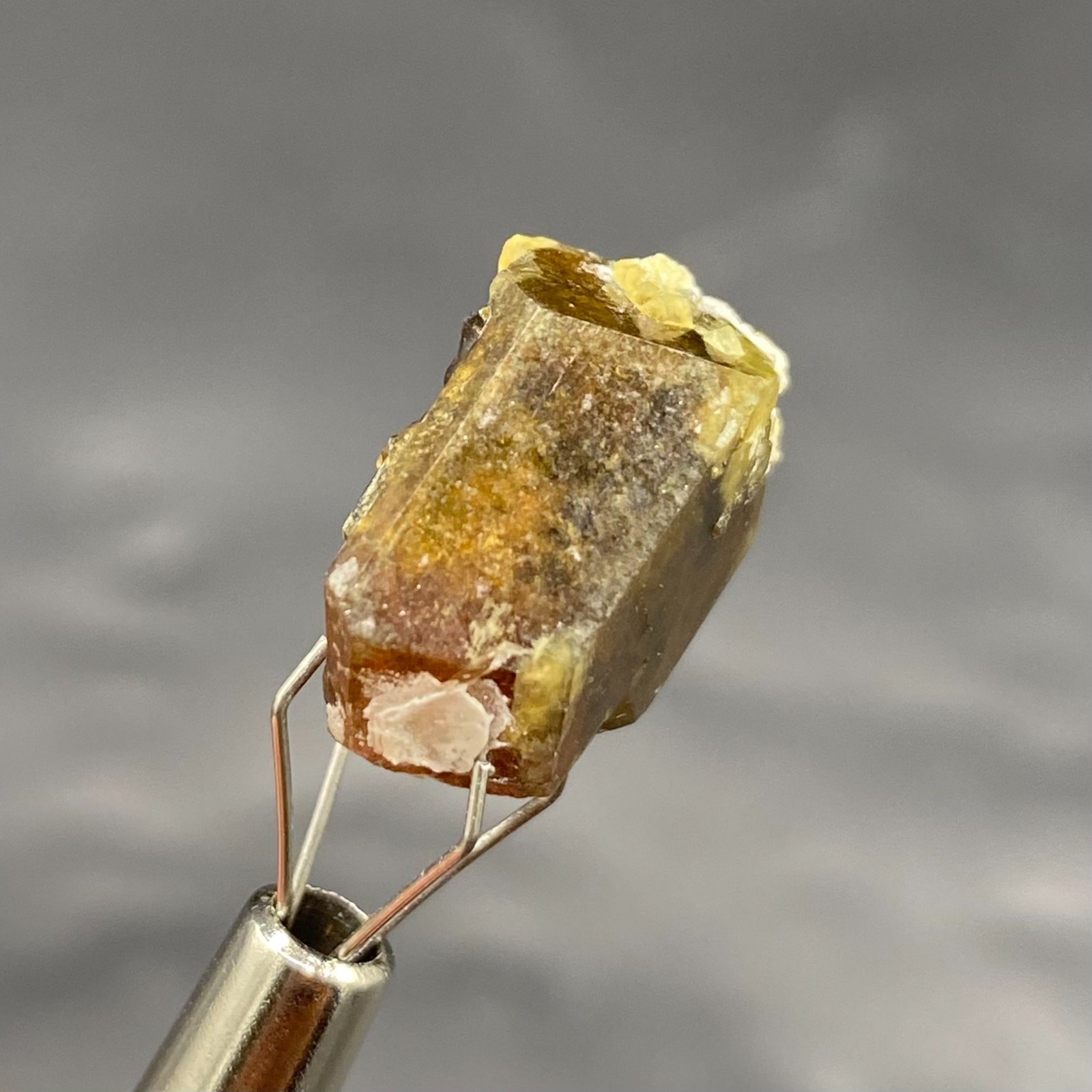 Andradite Garnet , Pakistan Mineral Specimen , ( 23 Carats , 17 x 15 x 9 mm )