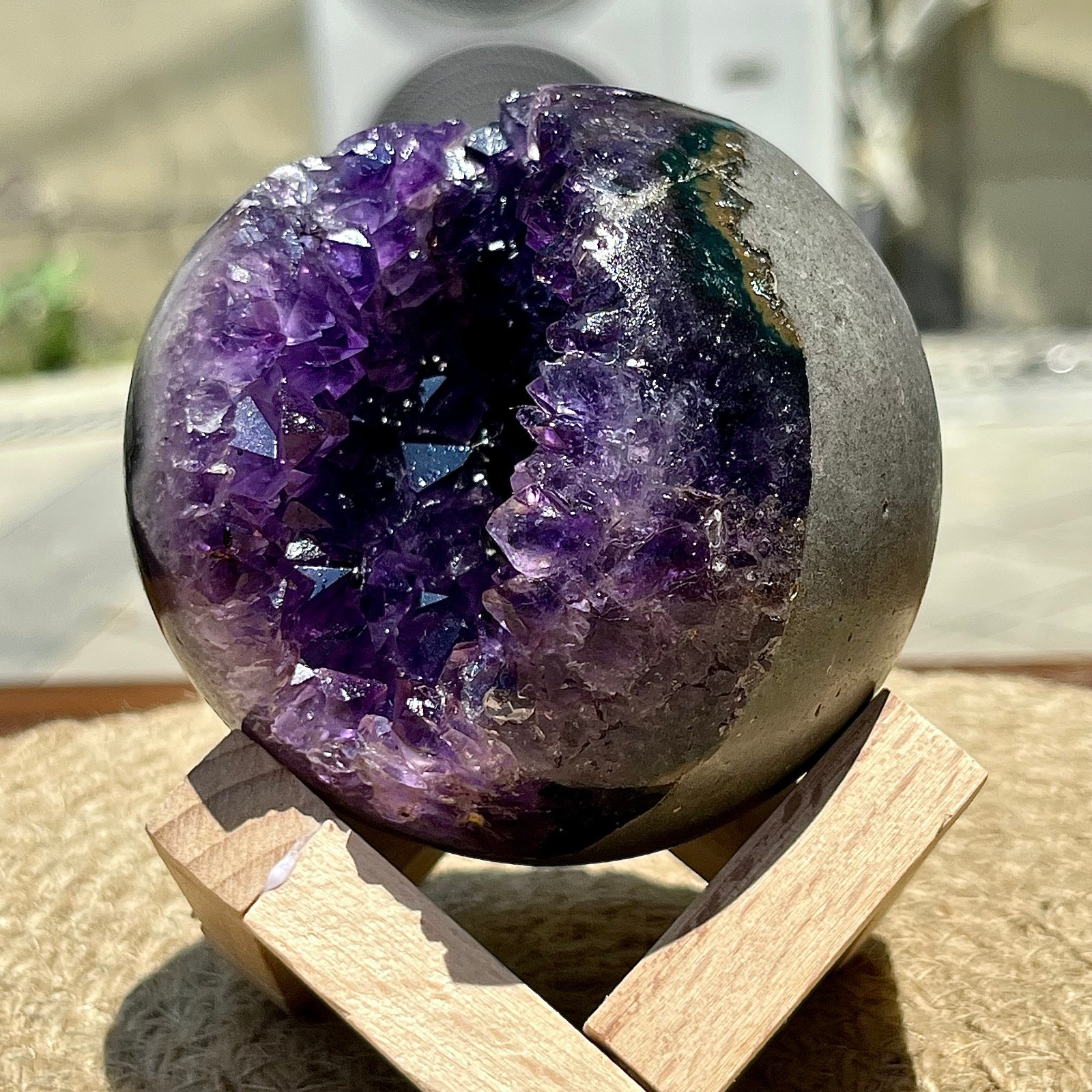 573 g Purple Amethyst Cave Smiling Mouth Quartz Cluster Home Office Display