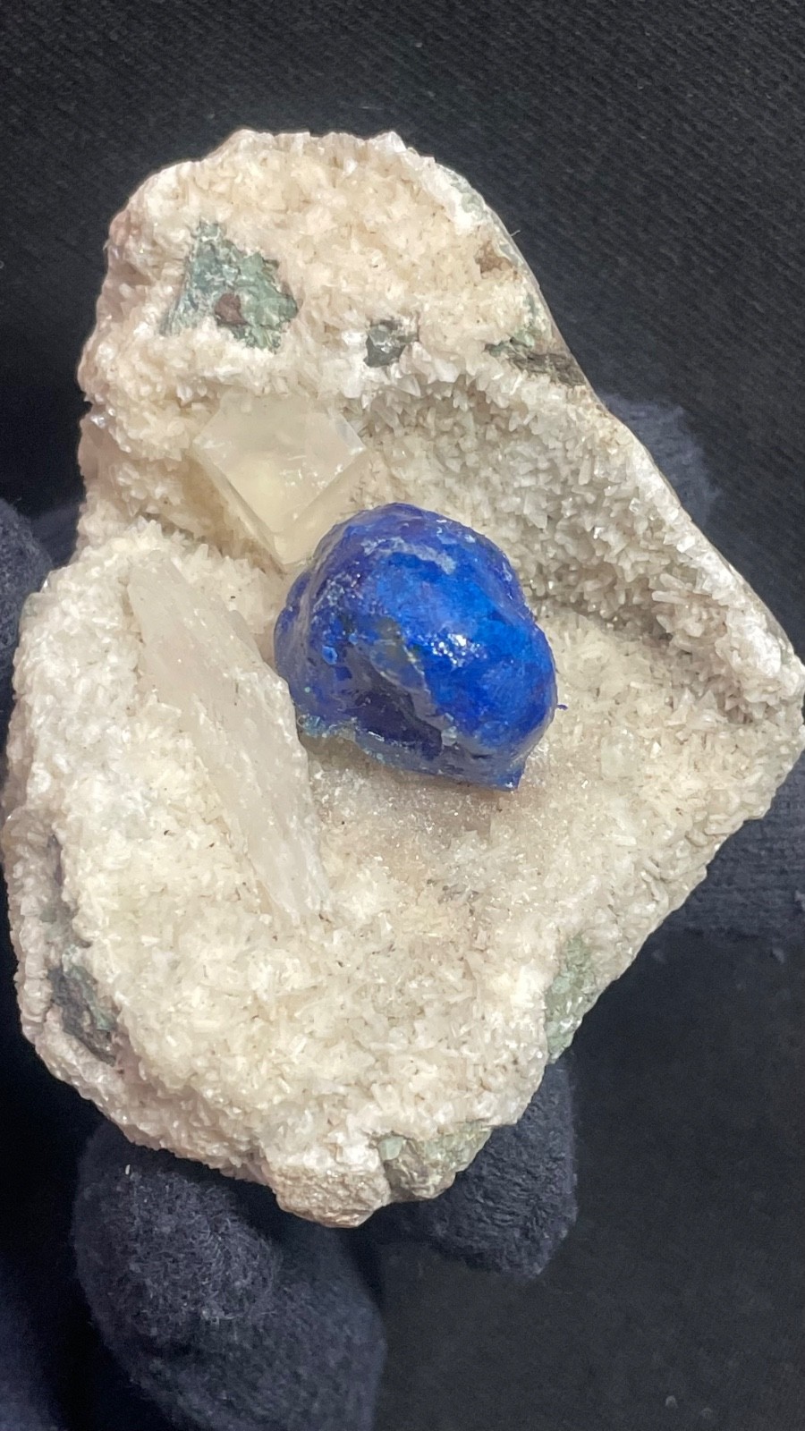 Cavansite and calcite crystal W/ quartz in mm stunning specimen [REPAIR]
