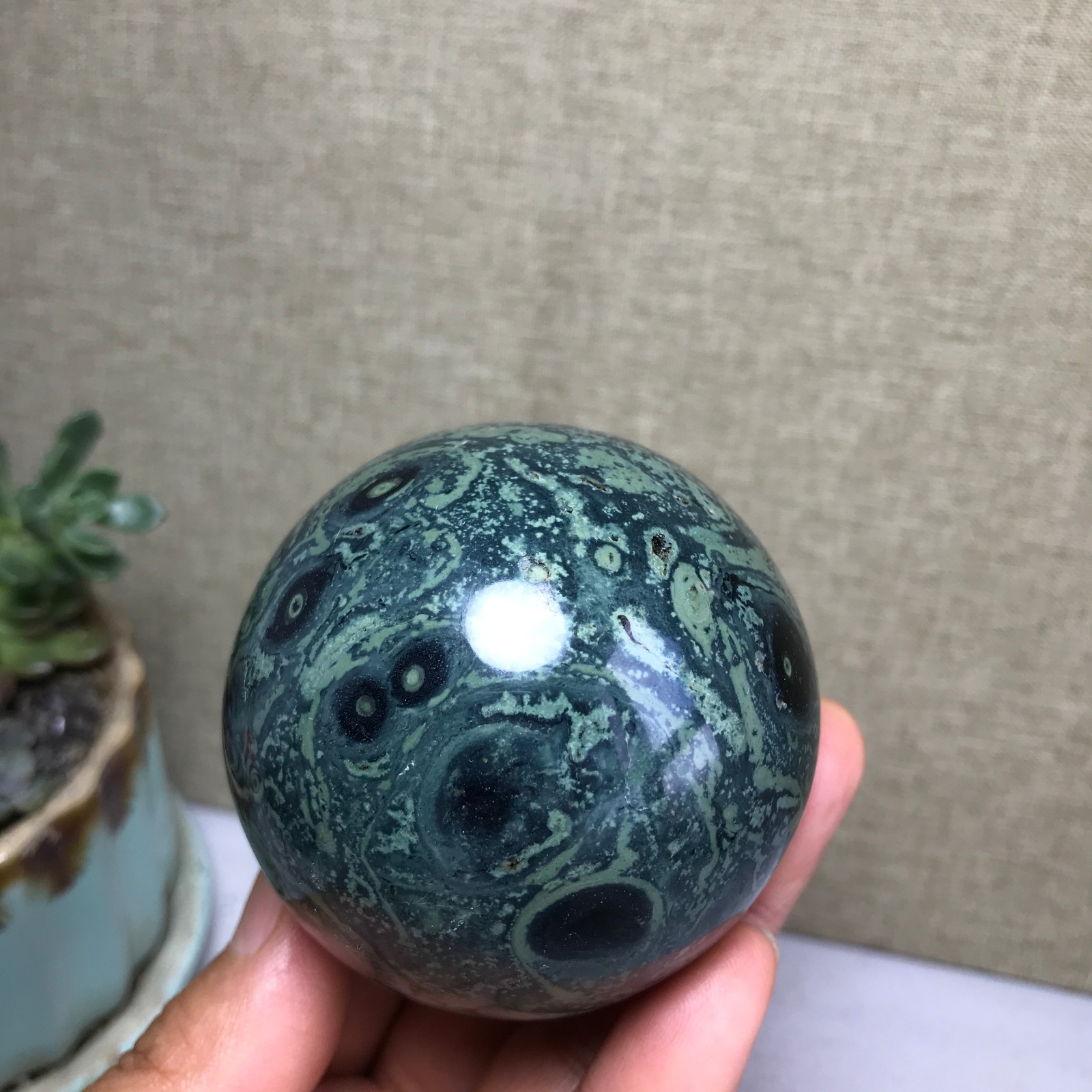 Top Natural Green Kambaba jasper quartz crystal sphere ball healing 328g A4813