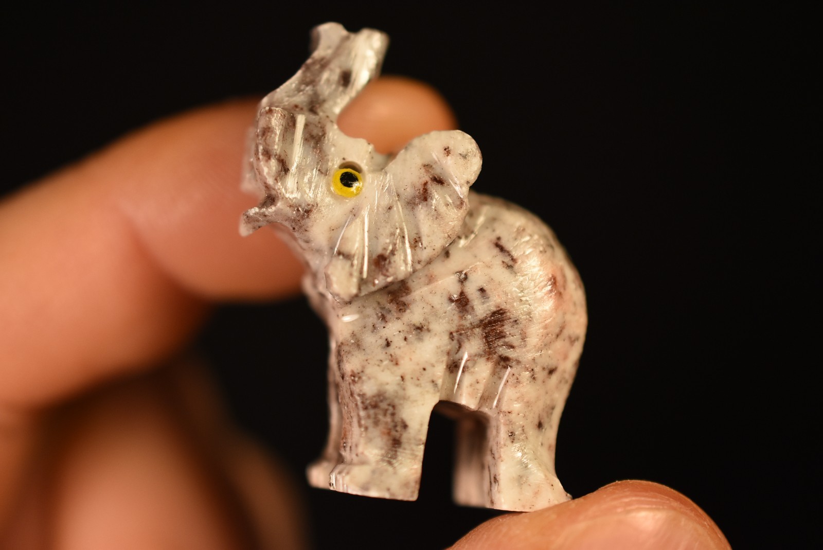 *SOAPSTONE ELEPHANT* Carving 3.8cm 13.7g Carved Natural Stone Figurine Statue