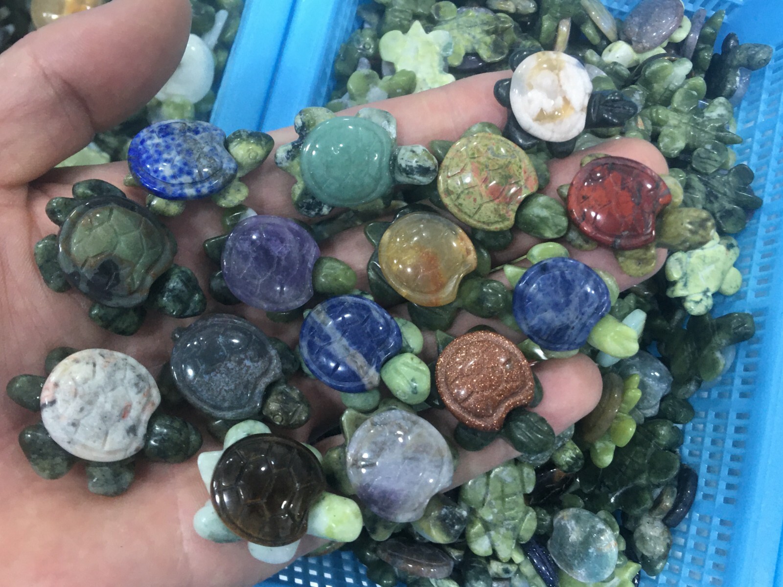 50pc Natural mix Quartz hand Carved Mini Sea turtle crystal Reiki healing