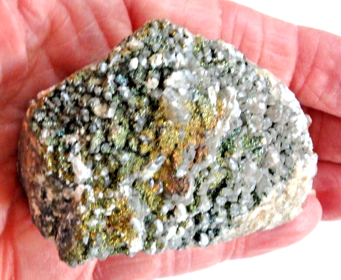 💚✨Rainbow Chalcopyrite on Calcite 💚 94.8 grams Lots of Sparkles