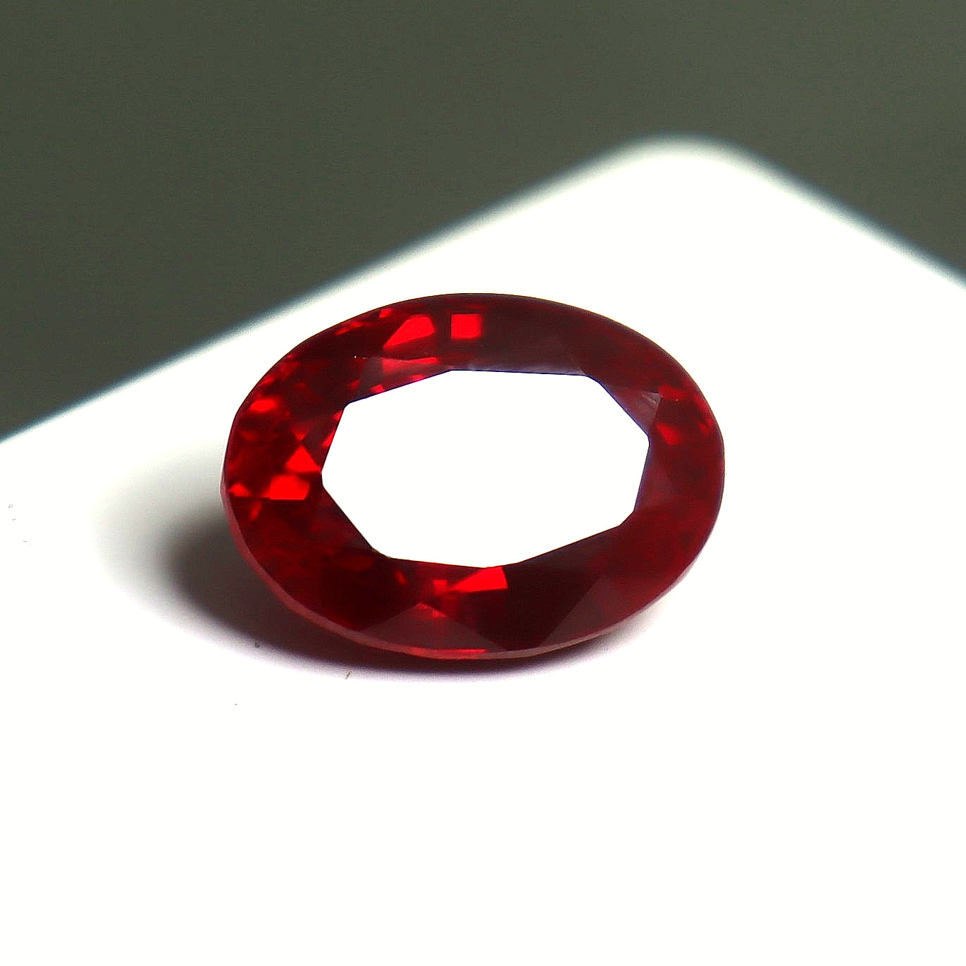 Red Ruby Certified Loose Gemstone BURMA Pigeon Blood Oval Cut 10 Ct