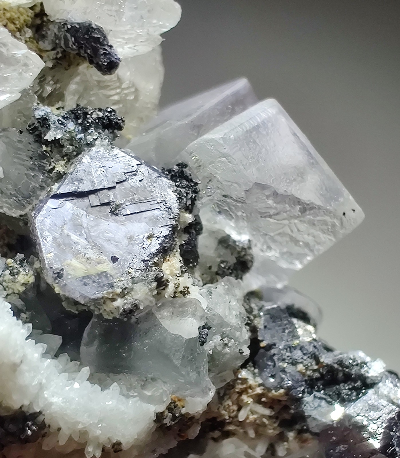 Excellent Fluorite and Calcite crystals on Galena, fluorescent. Peru? 48 grams.