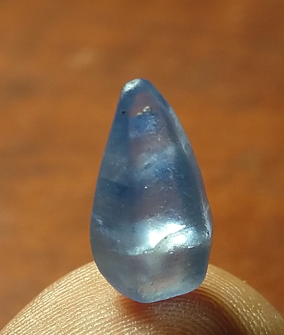 Light Blue Sapphire 4ct crystal Stone Sri-Lanka