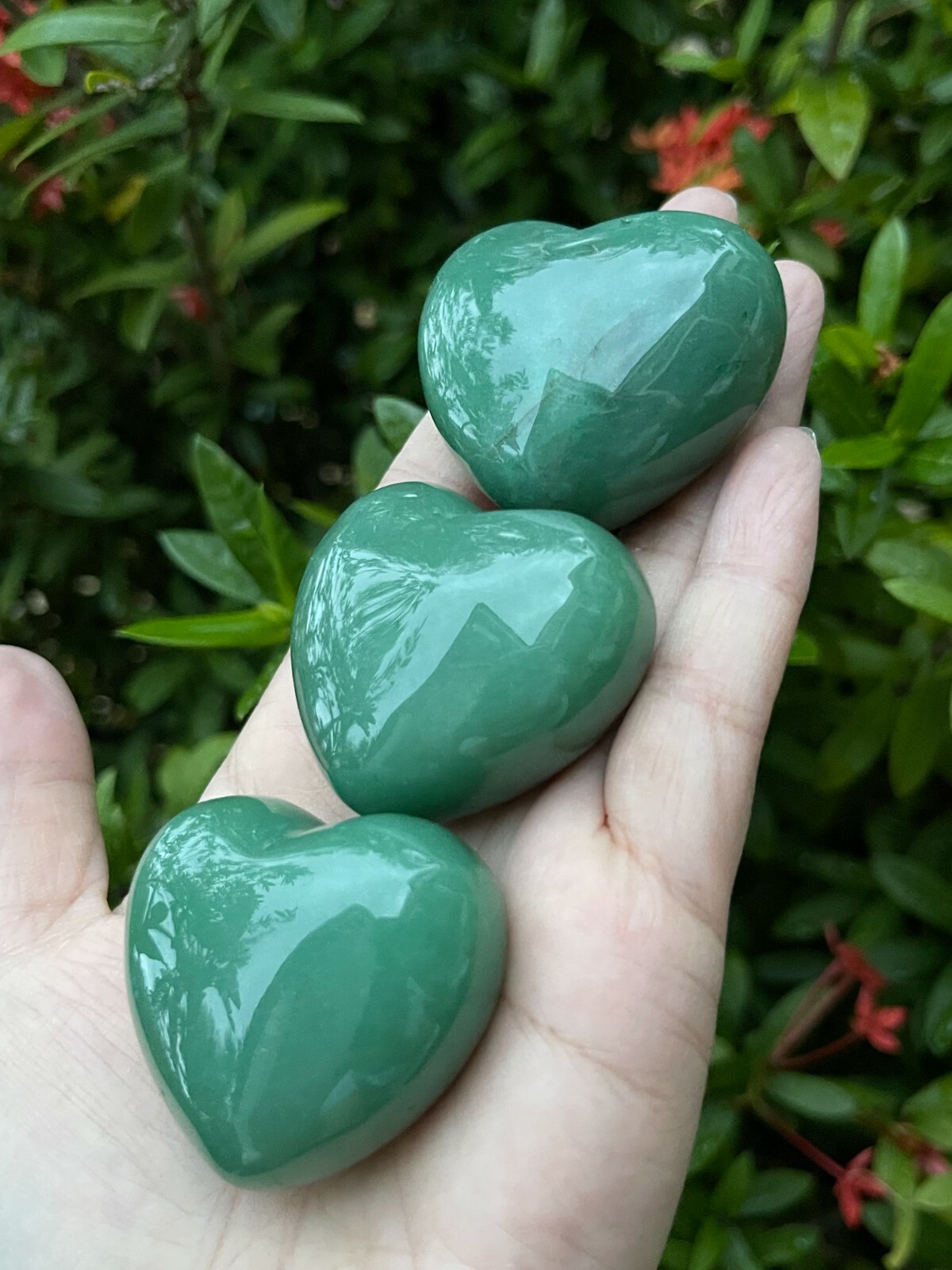 Large Green Aventurine Heart, 1.75″ Polished Green Aventurine Puffy Heart, Bulk