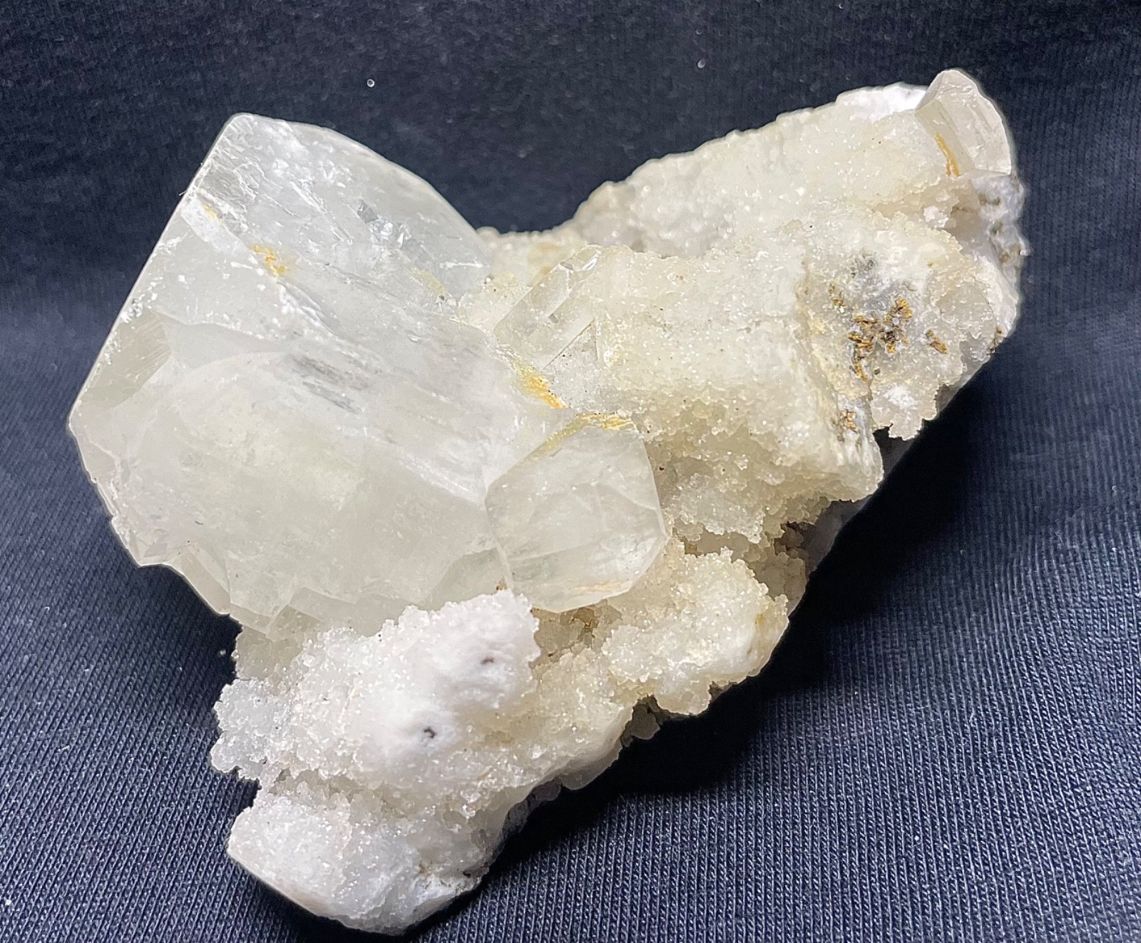 Natural Apophyllite cube in quartz crystal cluster specimens 202 gr 9x8x5 cm