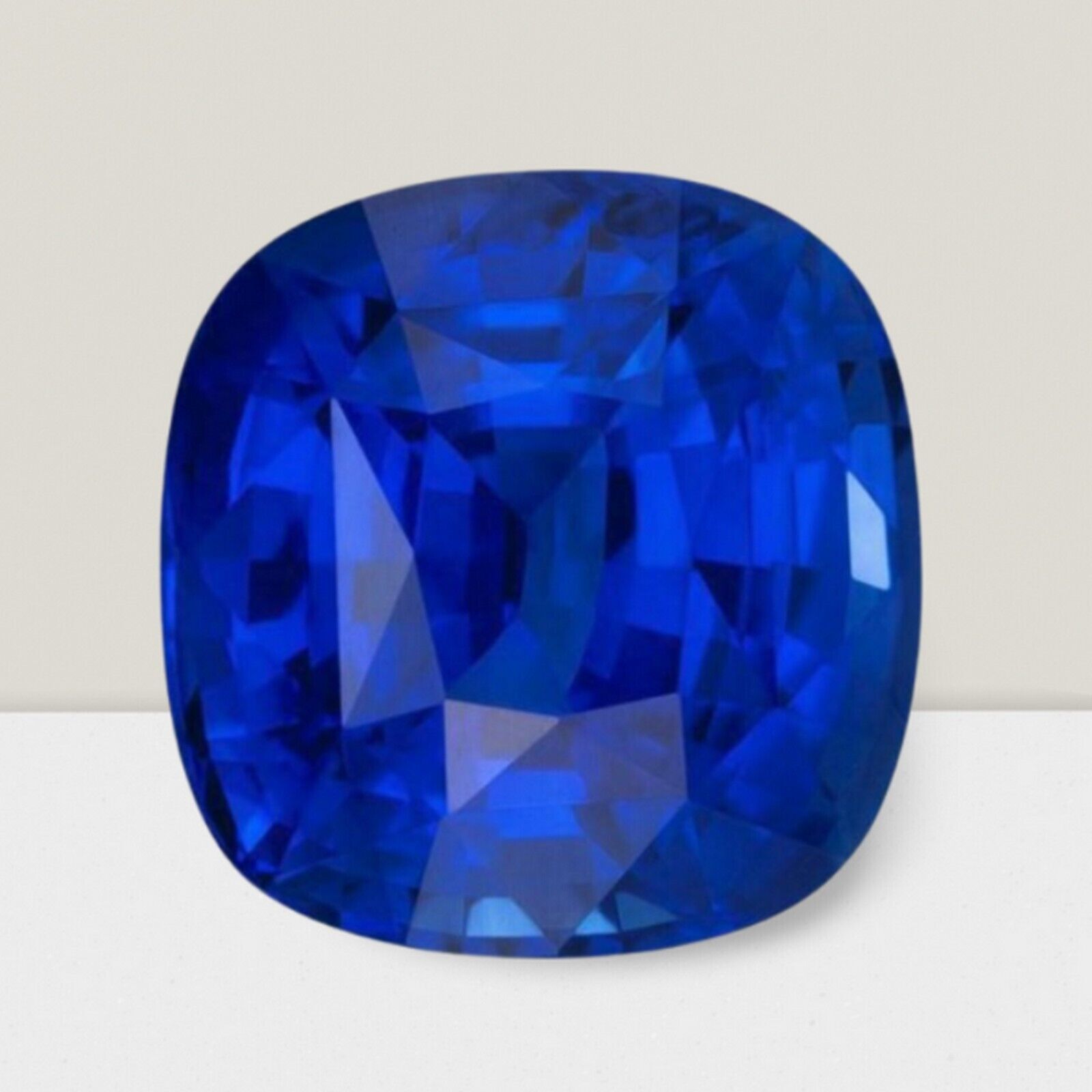 Blue Sapphire Cushion Cut Gemstone 4.50 Cts – 11 mm VVS Loose Gem