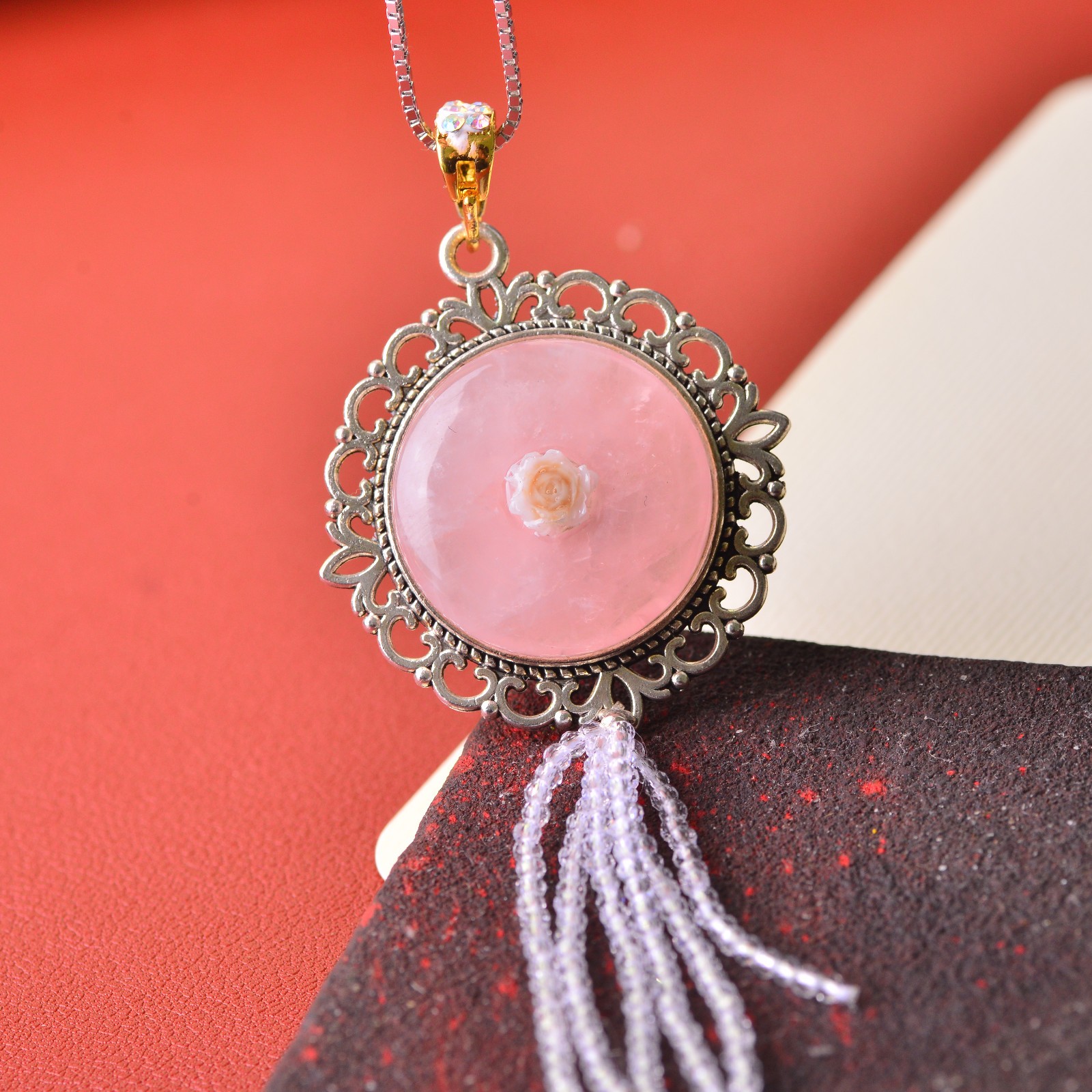 Pink crystal carved fox inlaid alloy necklace gemstone jewelry Energy Crystal