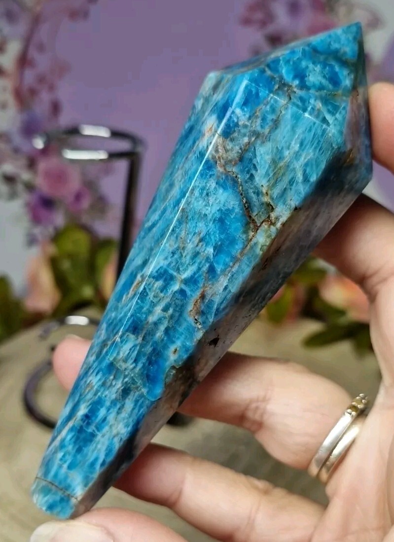 High Quality Brazillian Blue Green Apatite Crystal Point Wand 110mm 158g & Stand