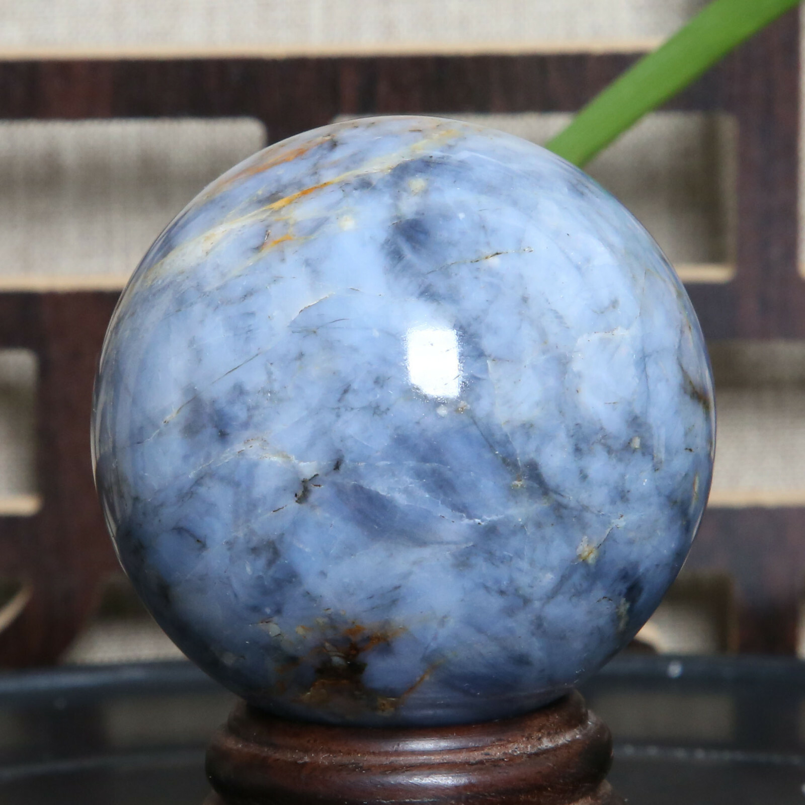 B2792-52mm-199g Natural polished blue agate sphere, crystal ball healing