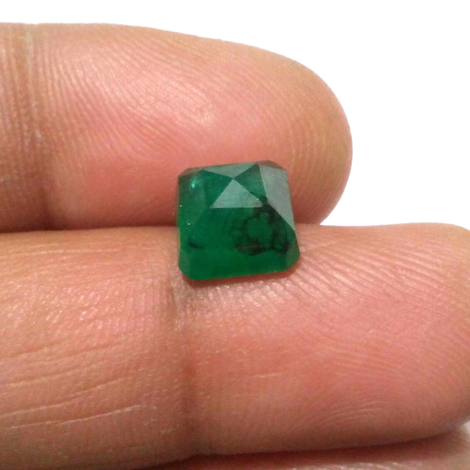 Top Quality Zambian Emerald Faceted Emerald 4 Crt Gorgeous Green Loose Gemstone