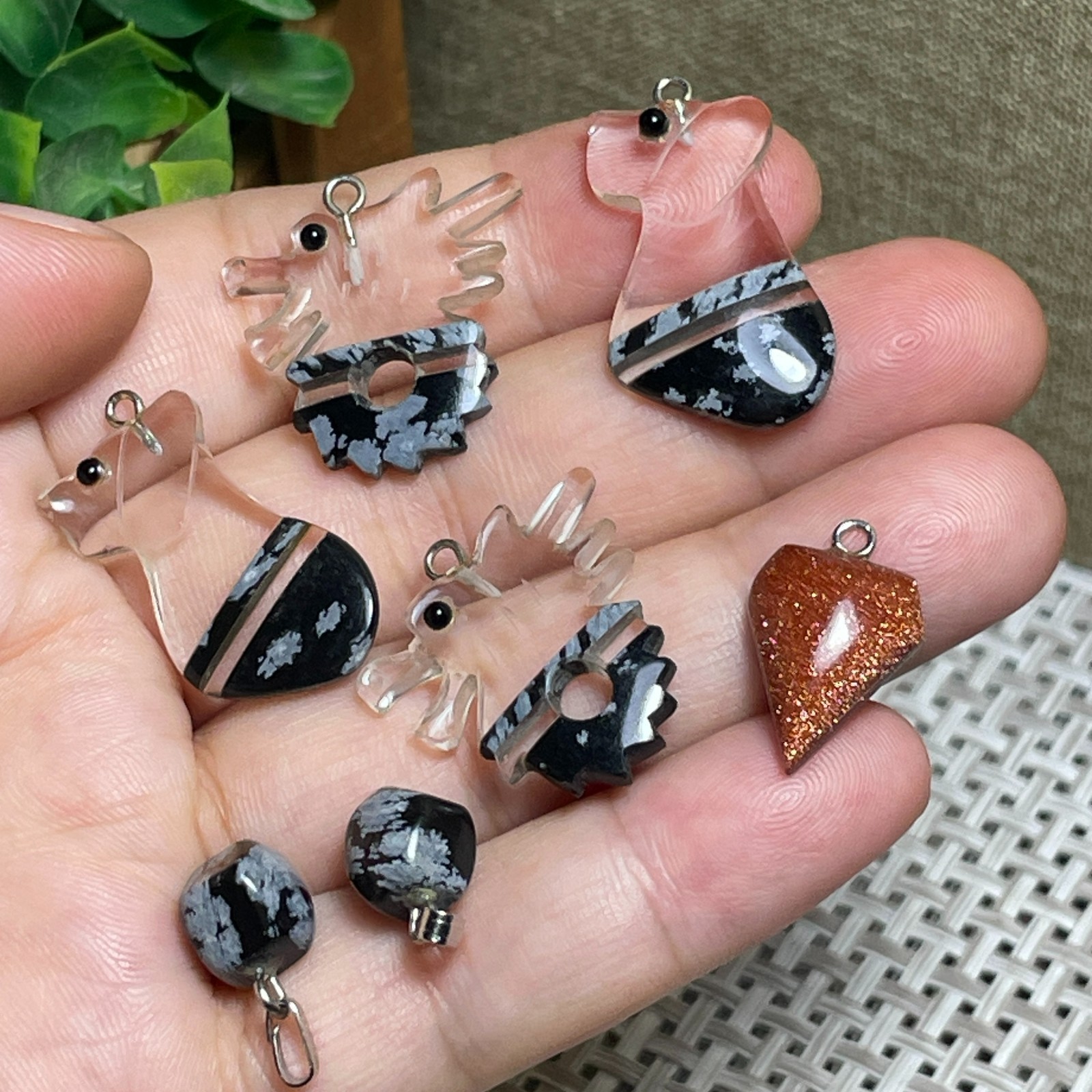7pcs DIY Mixed Pendant crystal Jewelry Making 12g E3921