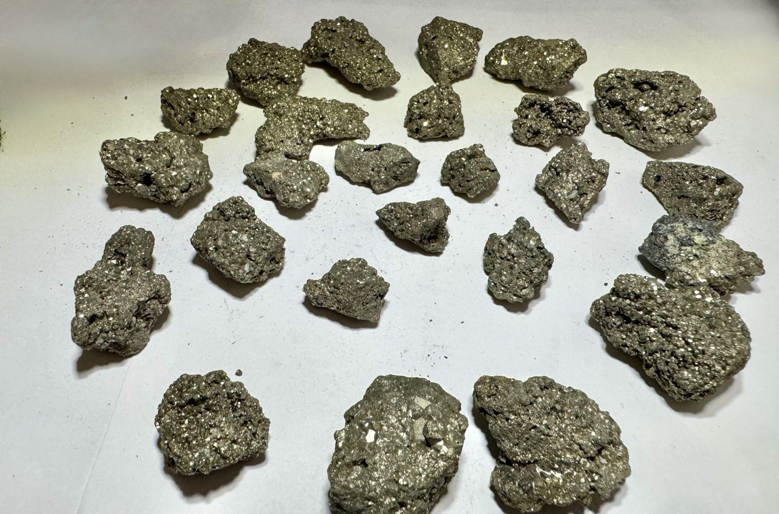 25 Natural Iron Pyrite Rough Specimens 1 Lb 1 Oz Mineral Crystal Lot Fool’s Gold
