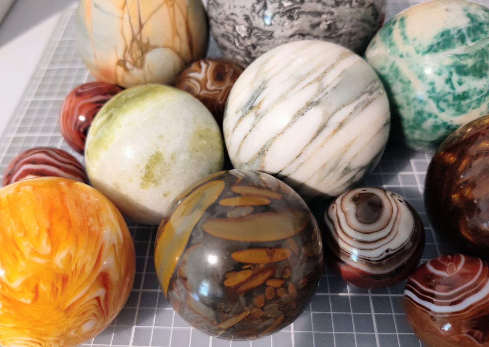 Crystal Sphere 17 Ball Lot 1.25″ to 3″ in size