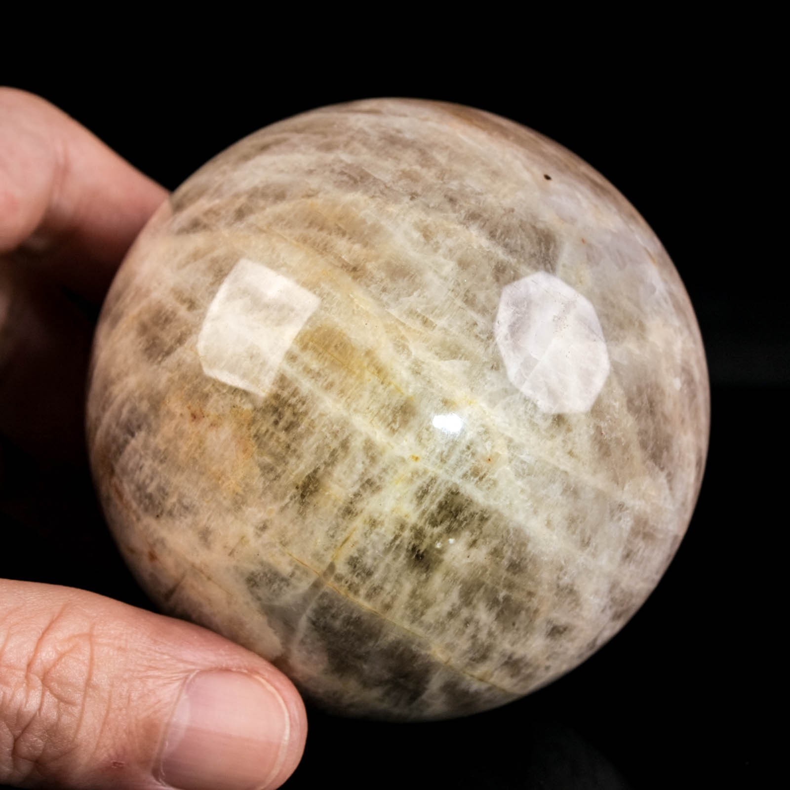 2.8″ 1.07LBS Moonstone Sphere Natural Blue Flash Crystal Ball Mineral Specimen