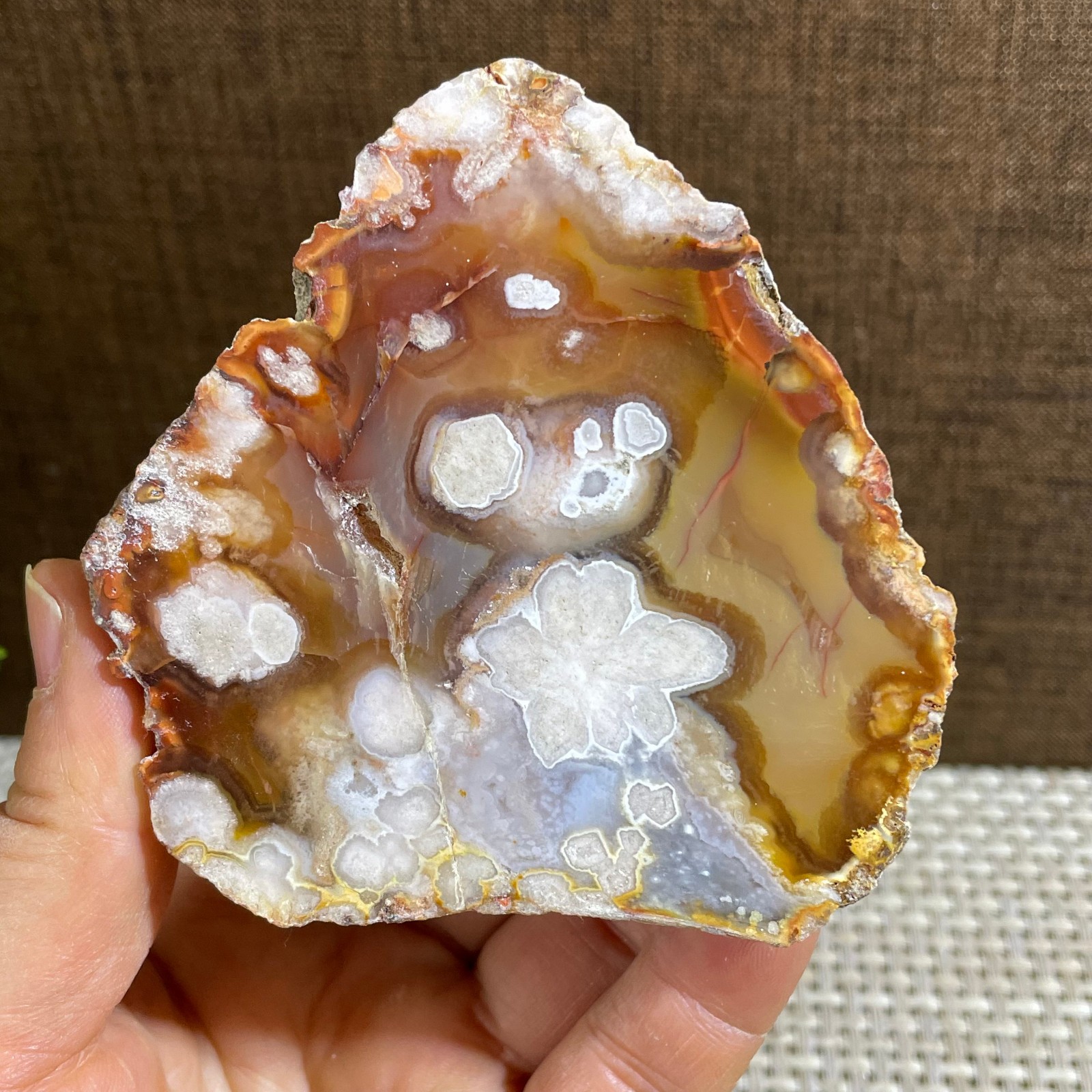 198g atural Sakura Agate Blossom Facet Rough Specimen Madagascar